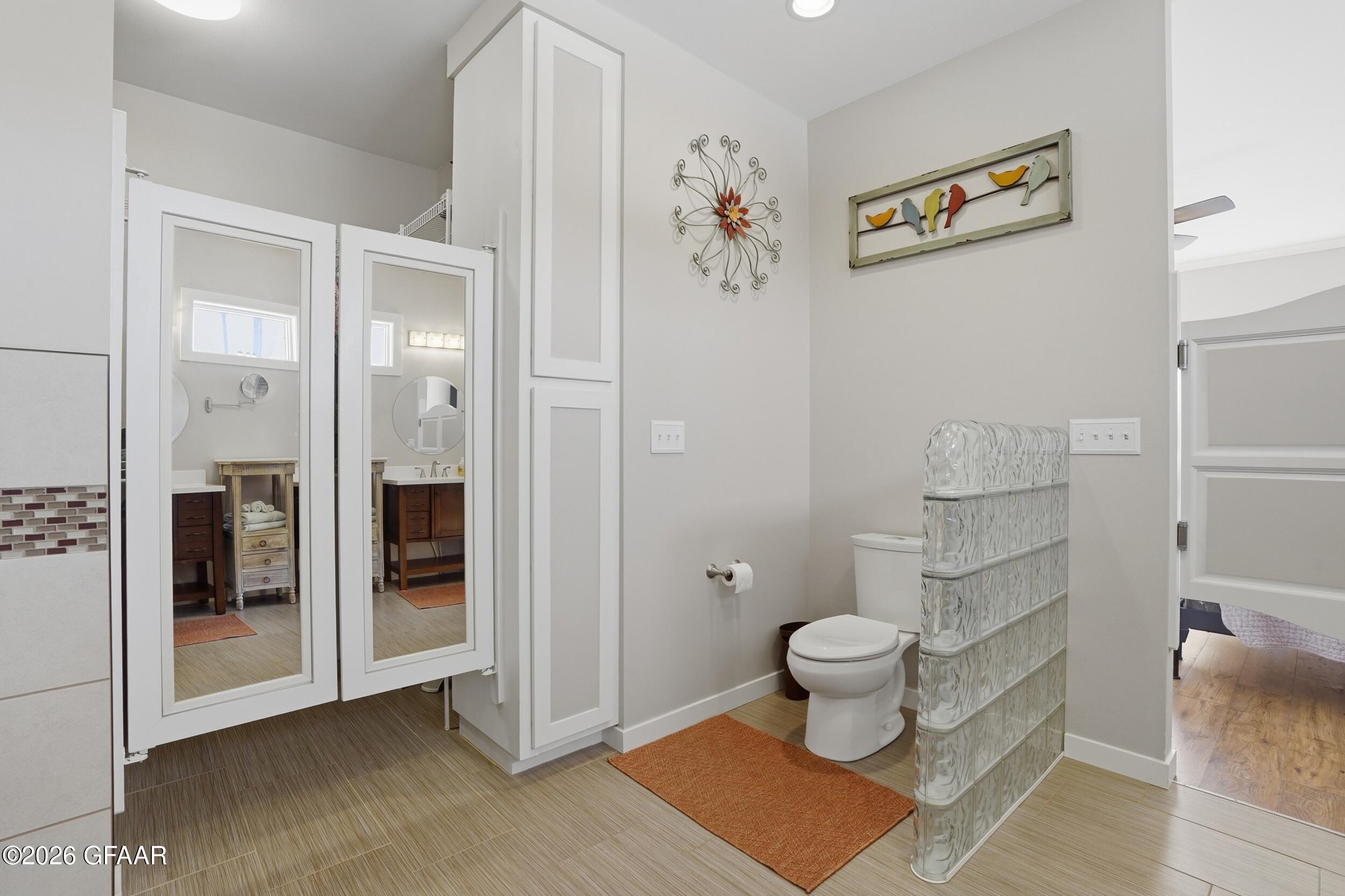 6201 DRIFTWOOD Drive