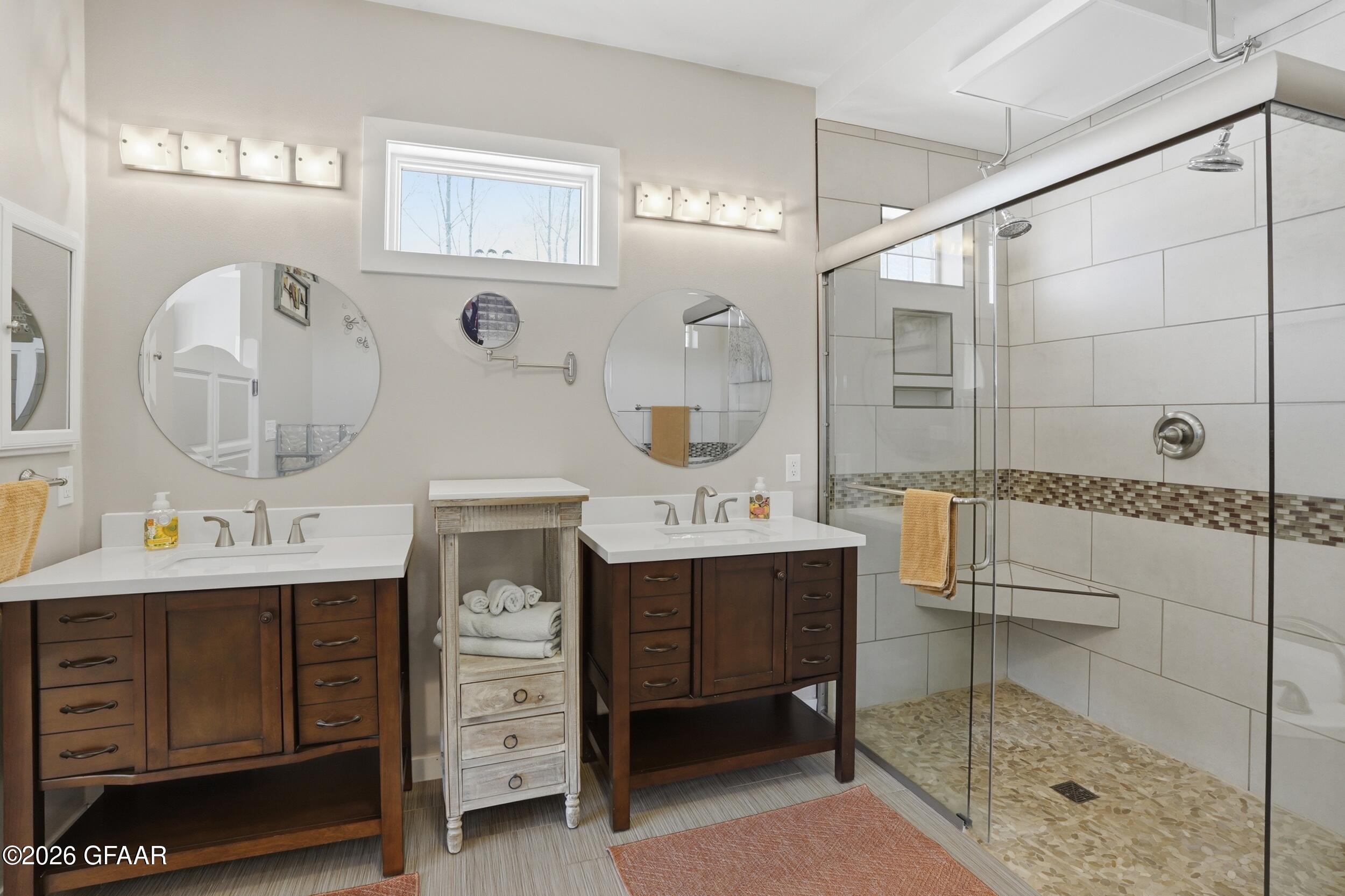 6201 DRIFTWOOD Drive