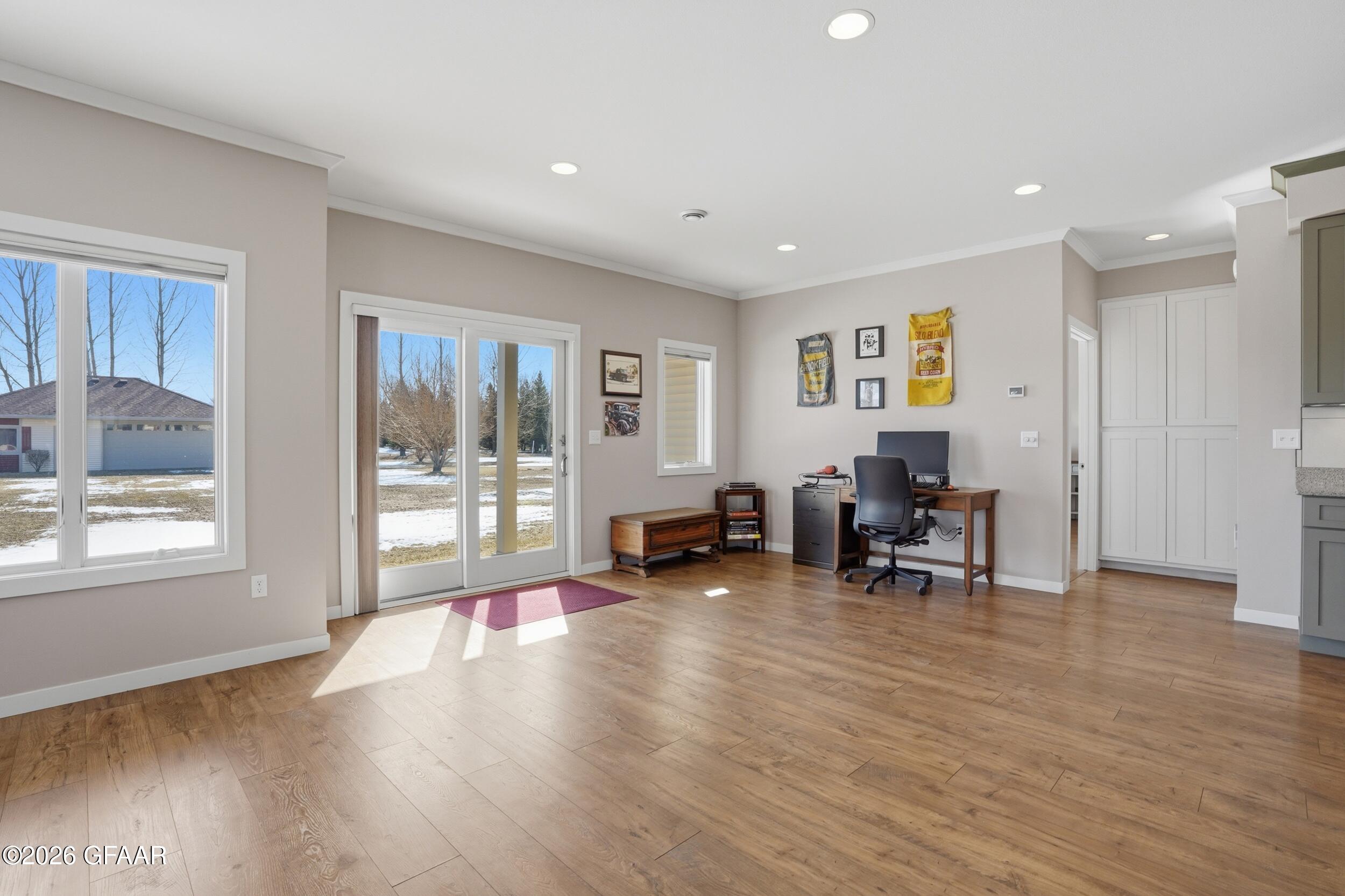 6201 DRIFTWOOD Drive