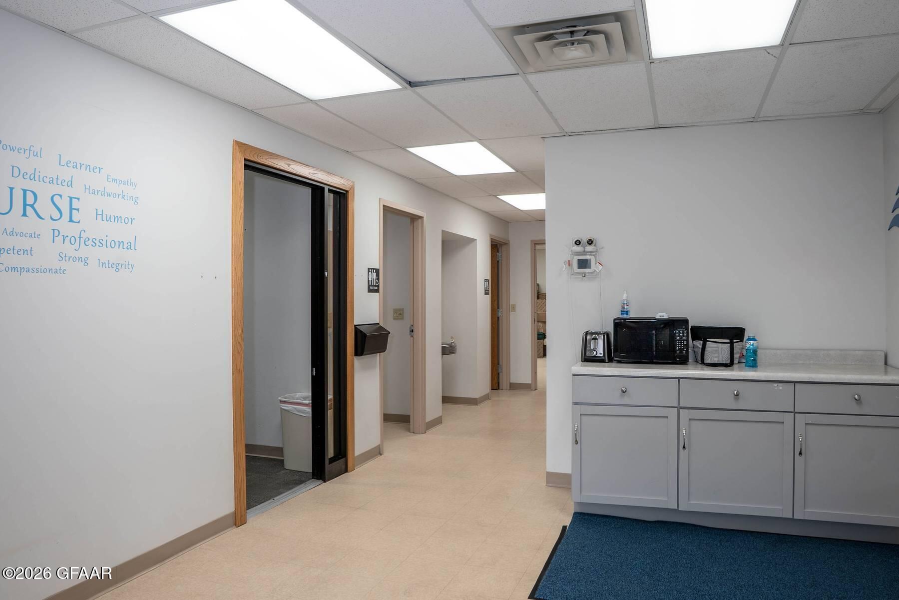 1425 COLUMBIA Road S