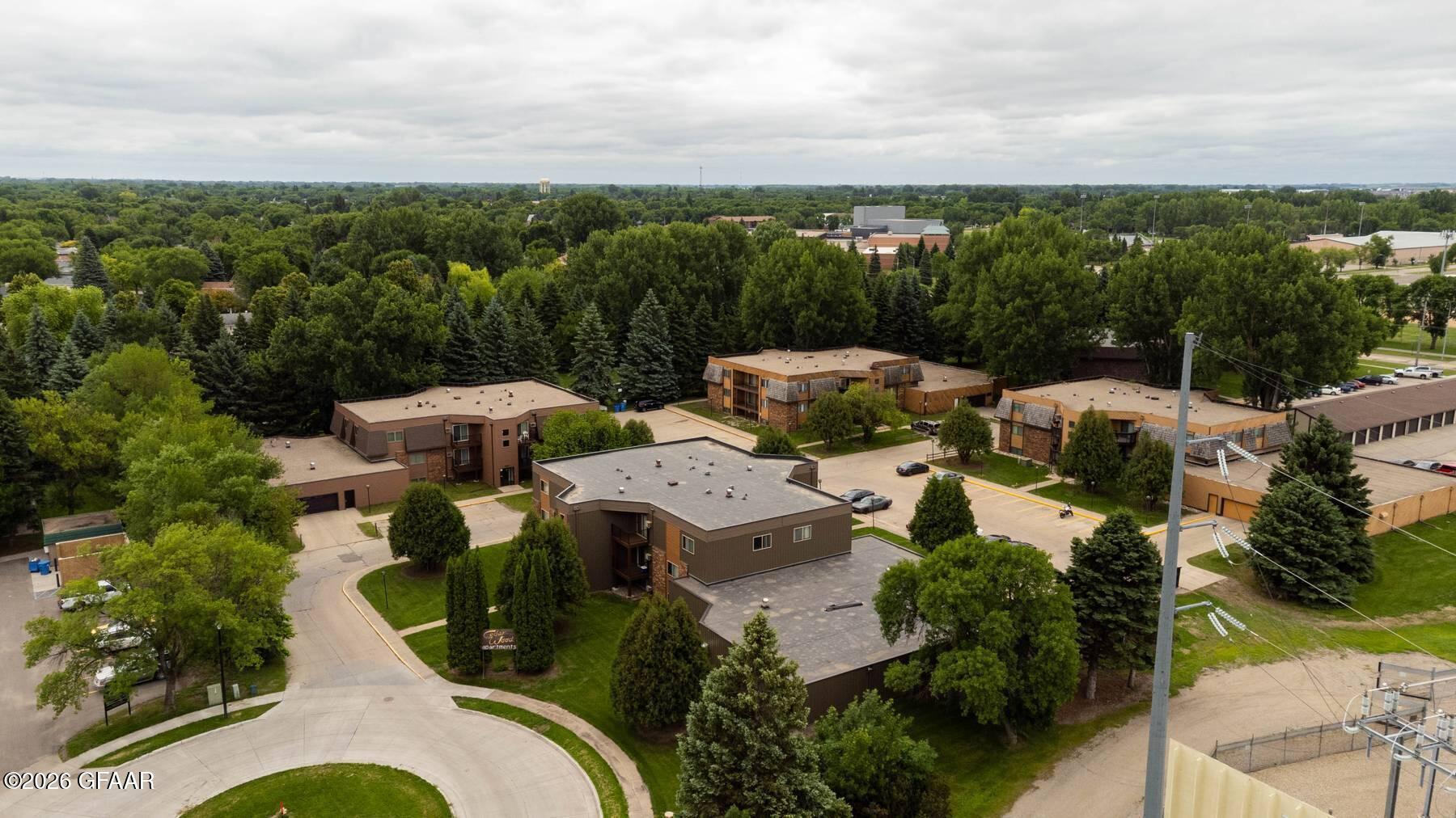 1425 COLUMBIA Road S