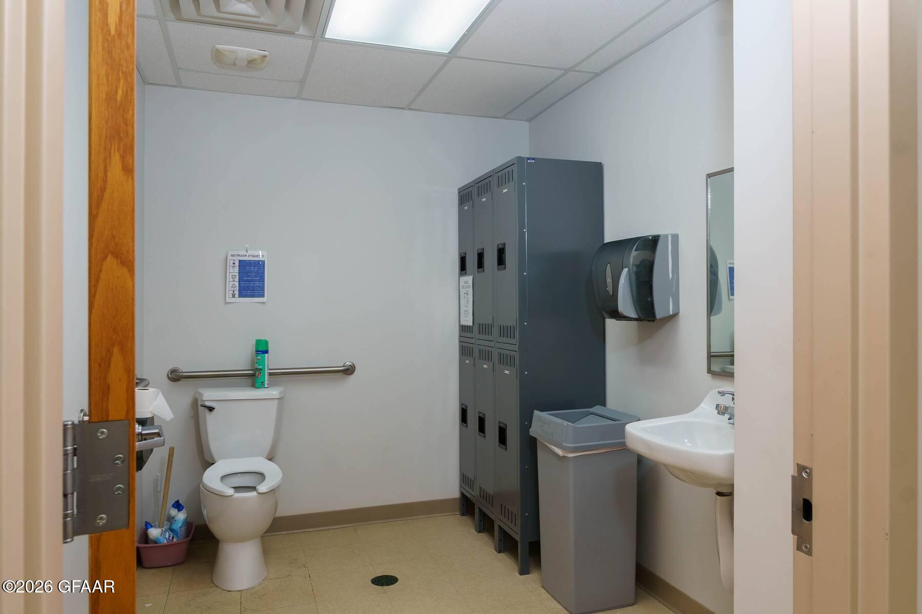 1425 COLUMBIA Road S