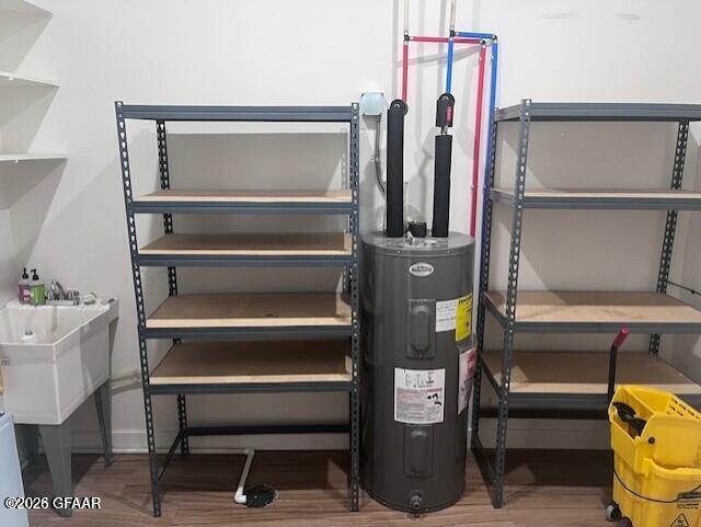 2017 WASHINGTON Street S, 5