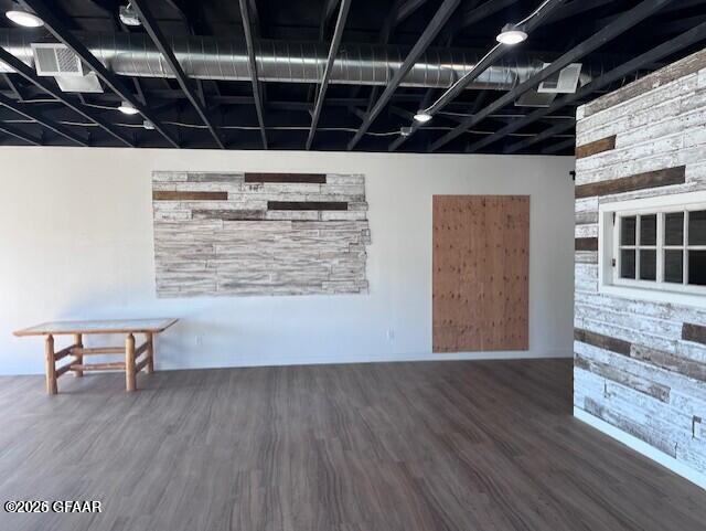 2017 WASHINGTON Street S, 5