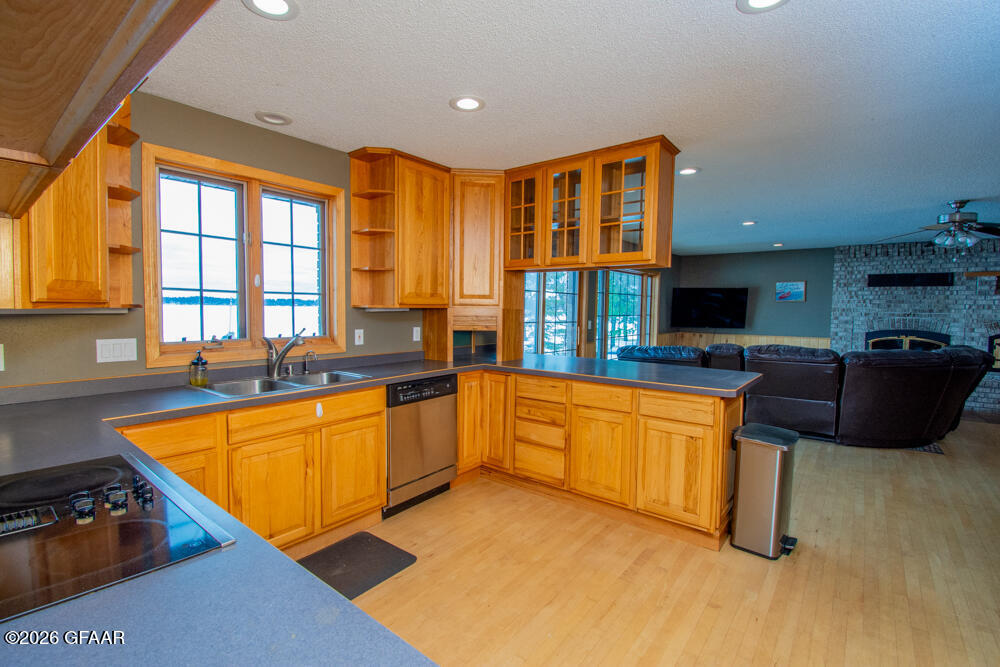 8012 GRACE LAKE Road SE