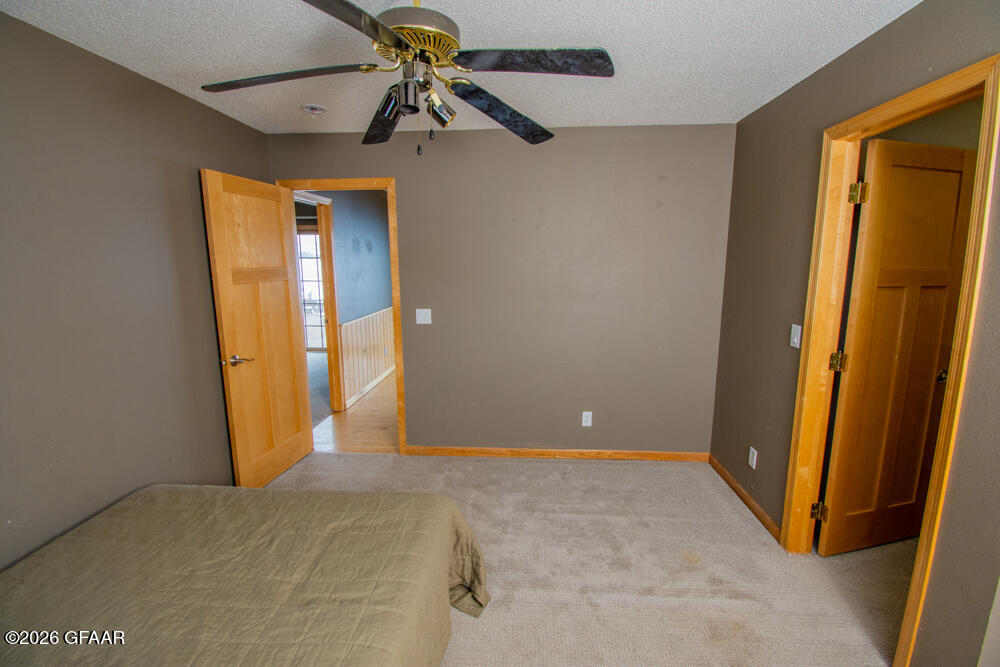 8012 GRACE LAKE Road SE