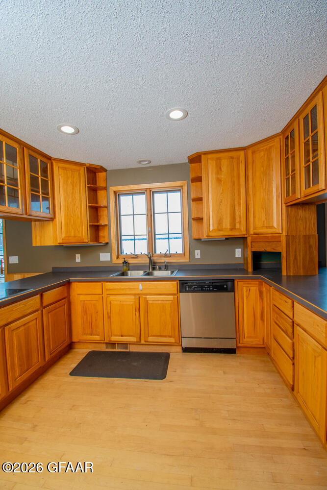 8012 GRACE LAKE Road SE