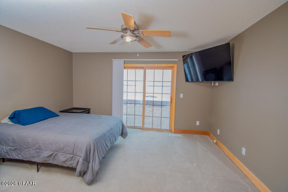 8012 GRACE LAKE Road SE