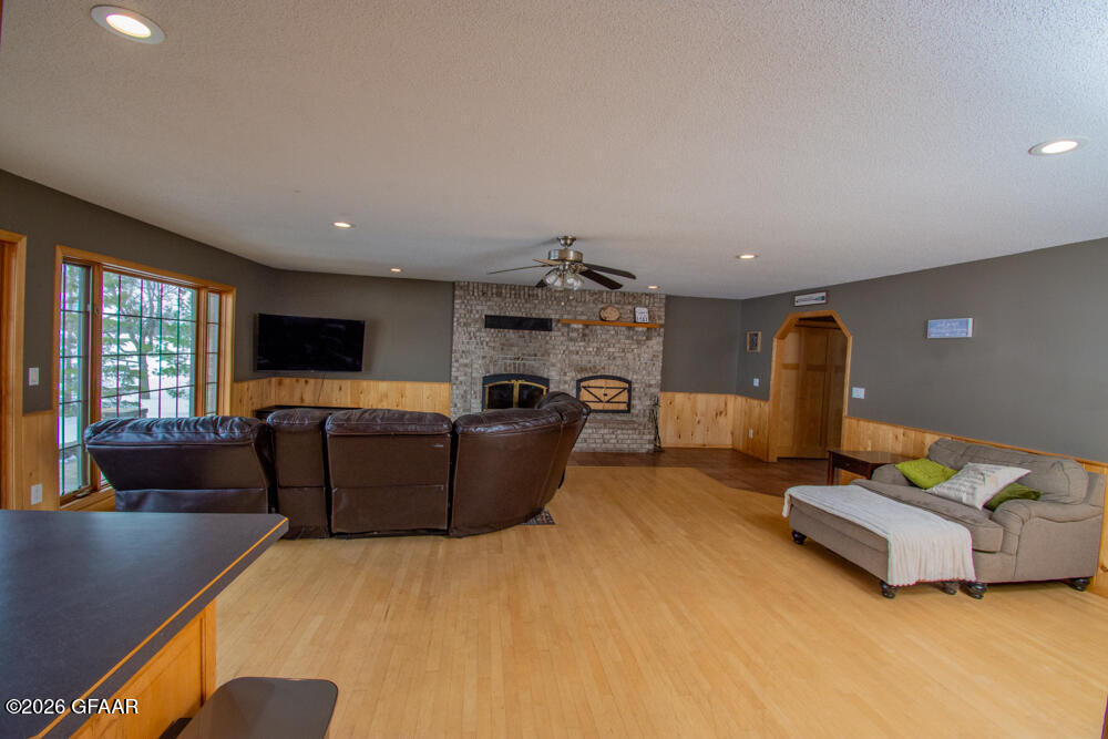 8012 GRACE LAKE Road SE