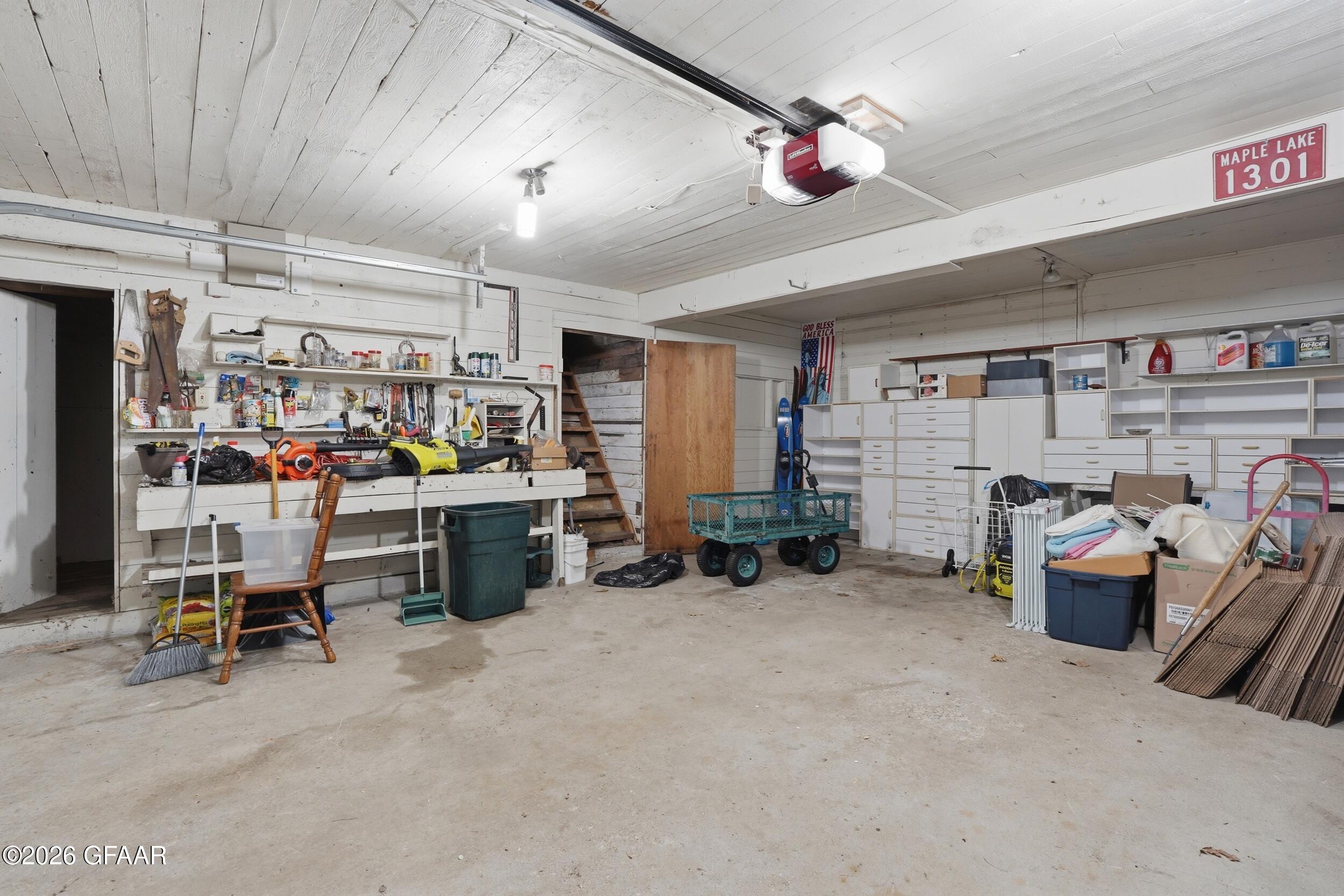 15707 SANDY BEACH Road SE