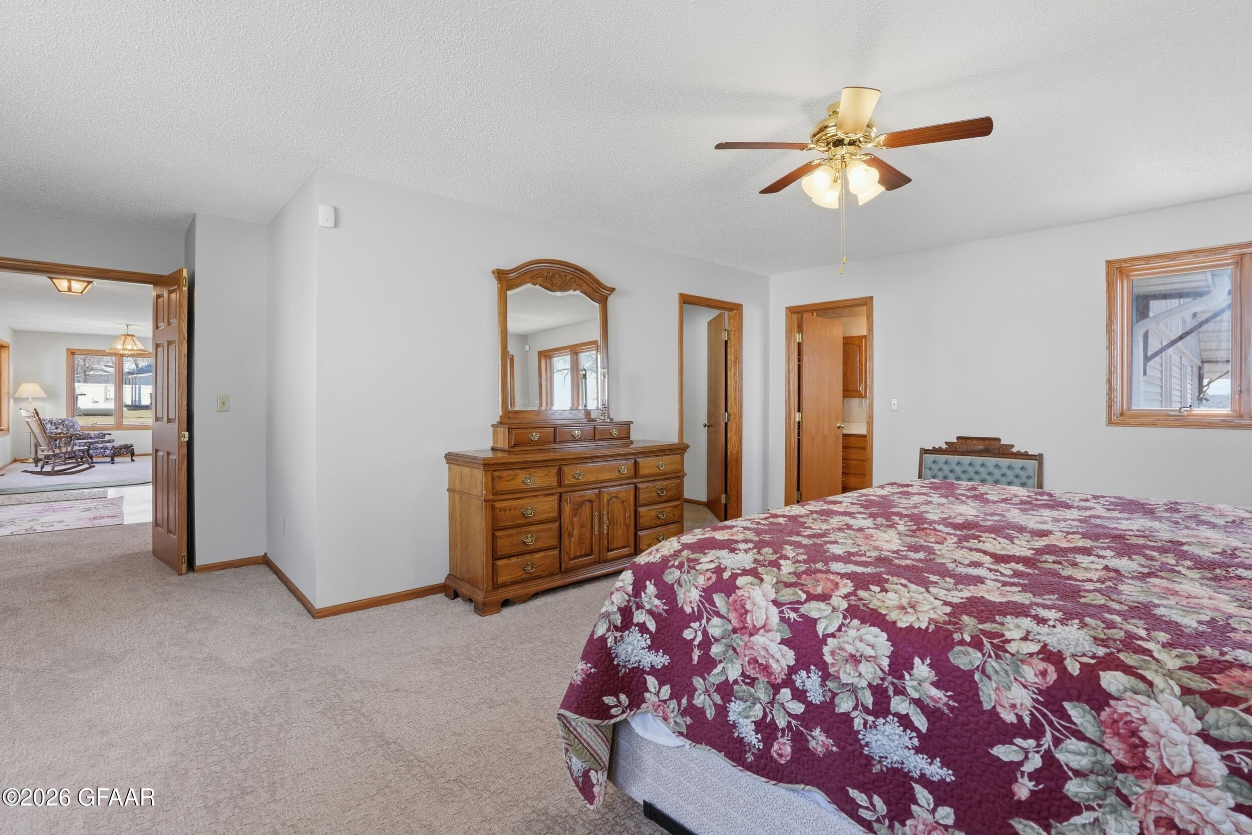 15707 SANDY BEACH Road SE