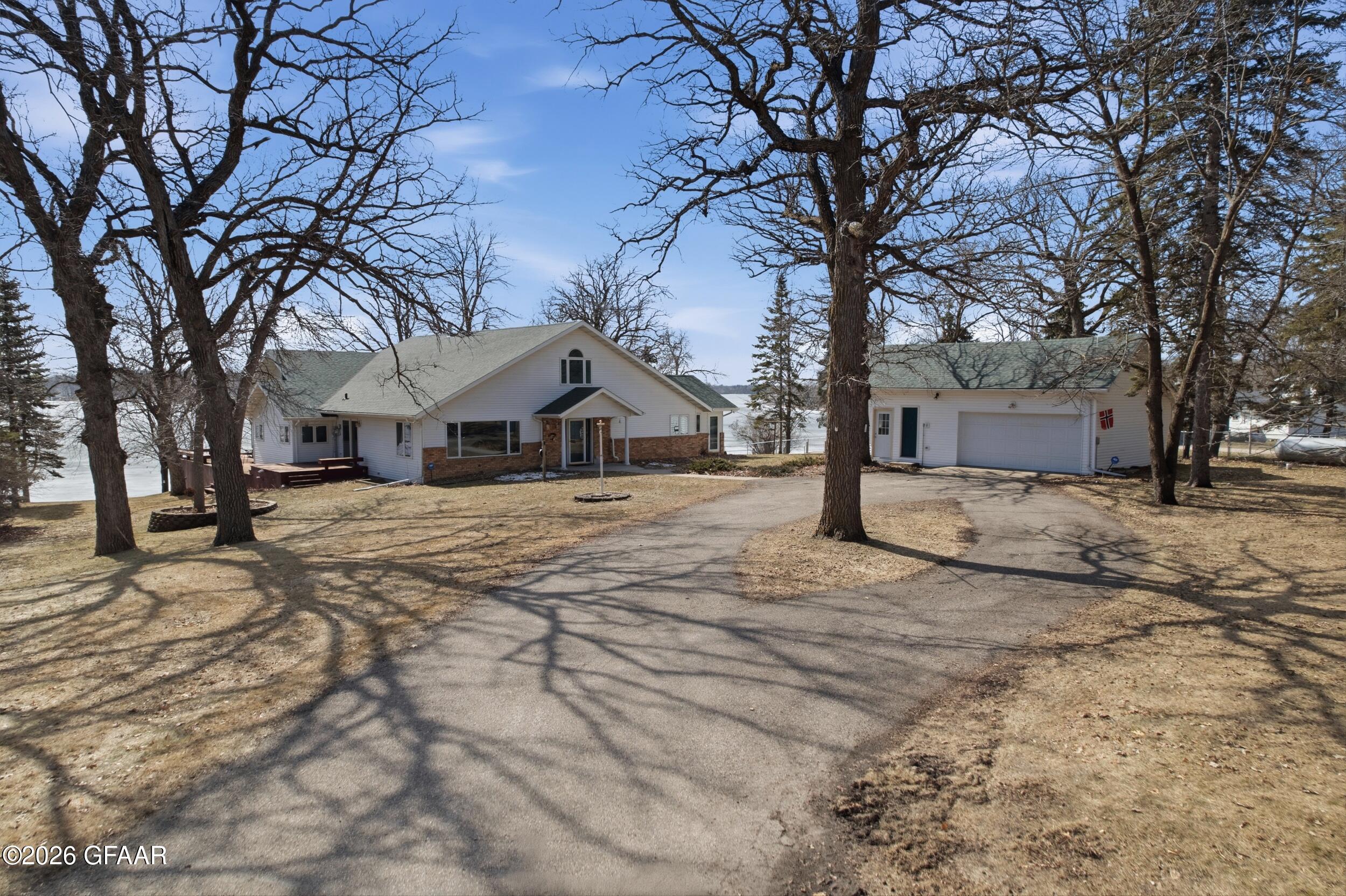 15707 SANDY BEACH Road SE