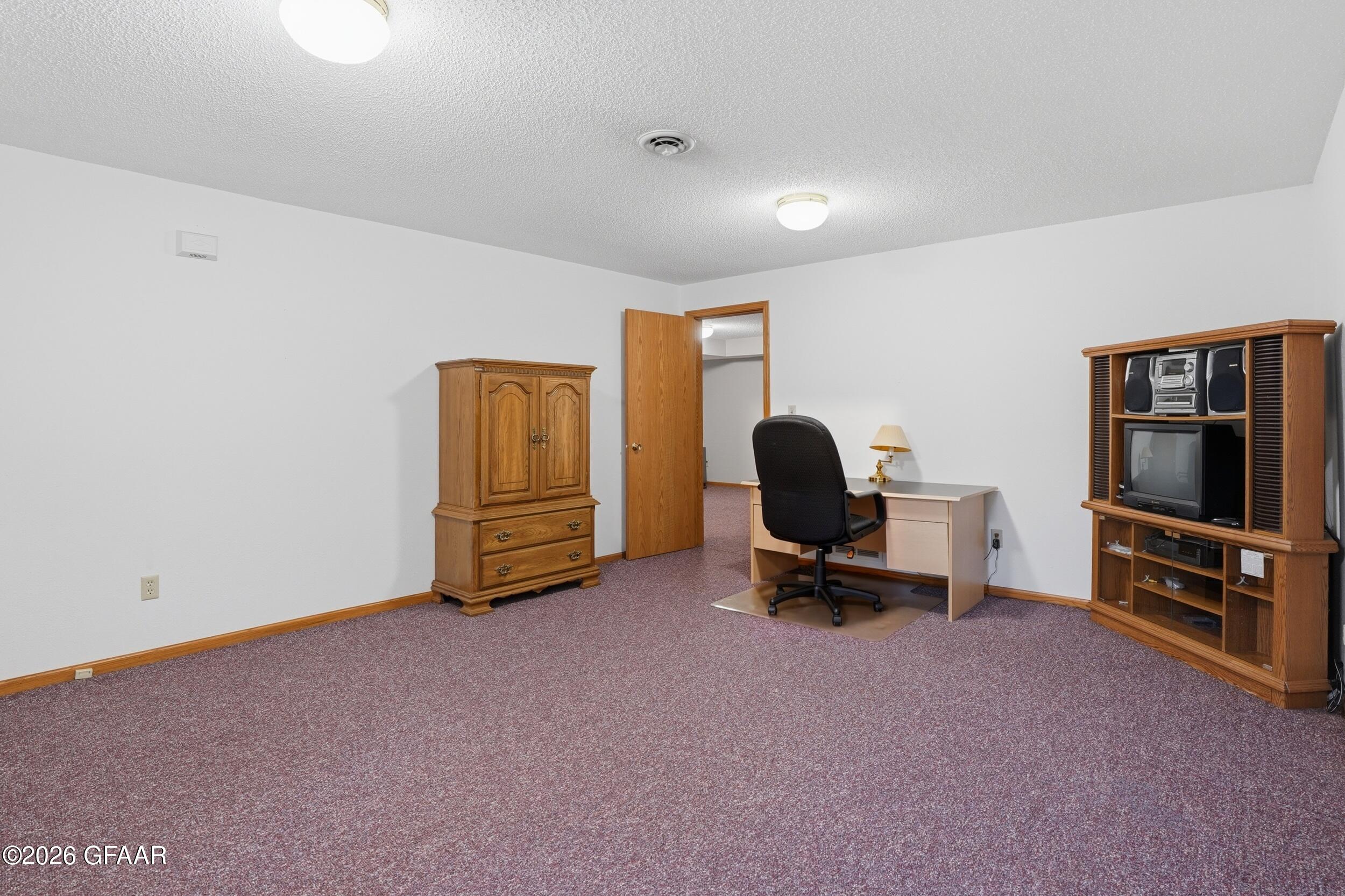 15707 SANDY BEACH Road SE