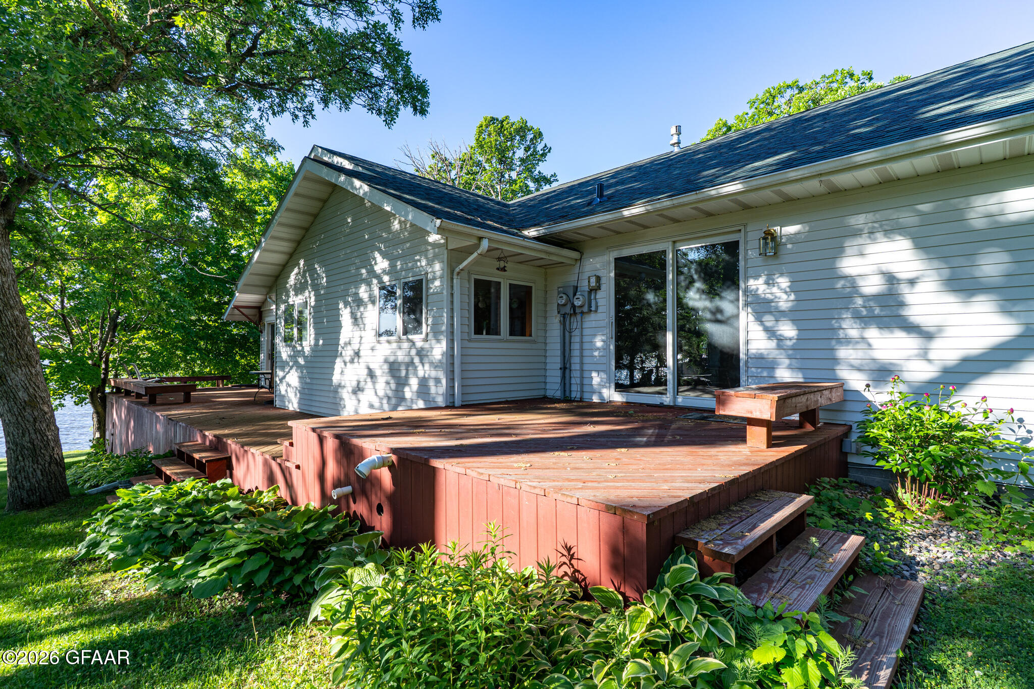 15707 SANDY BEACH Road SE