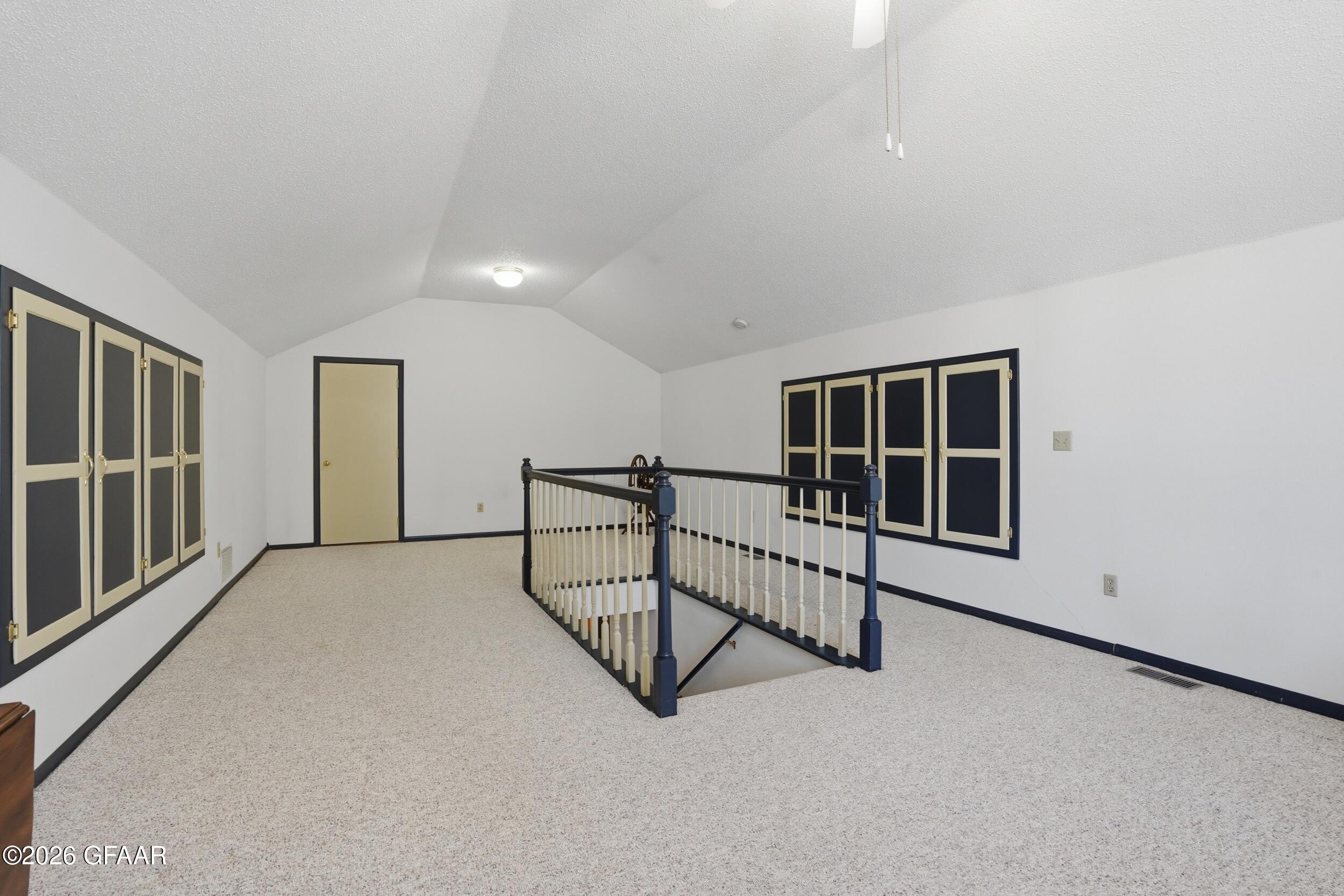 15707 SANDY BEACH Road SE