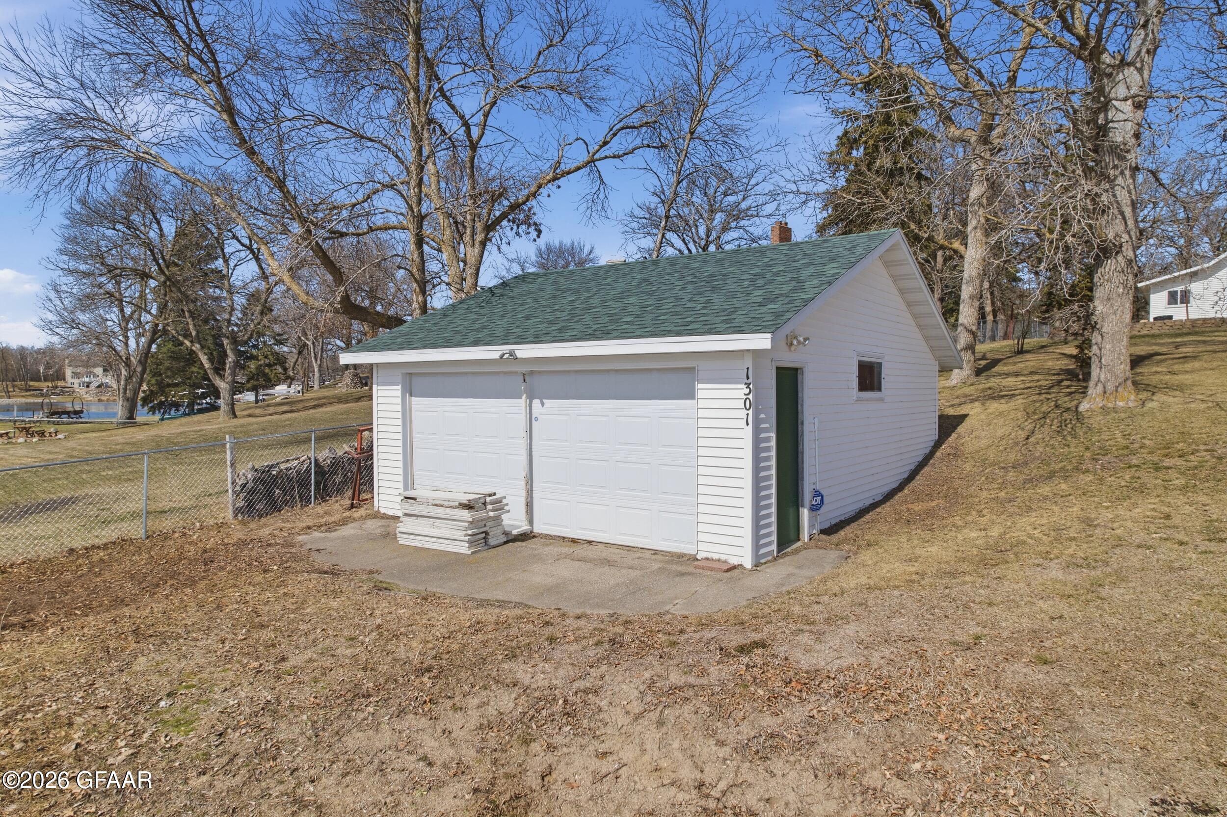 15707 SANDY BEACH Road SE