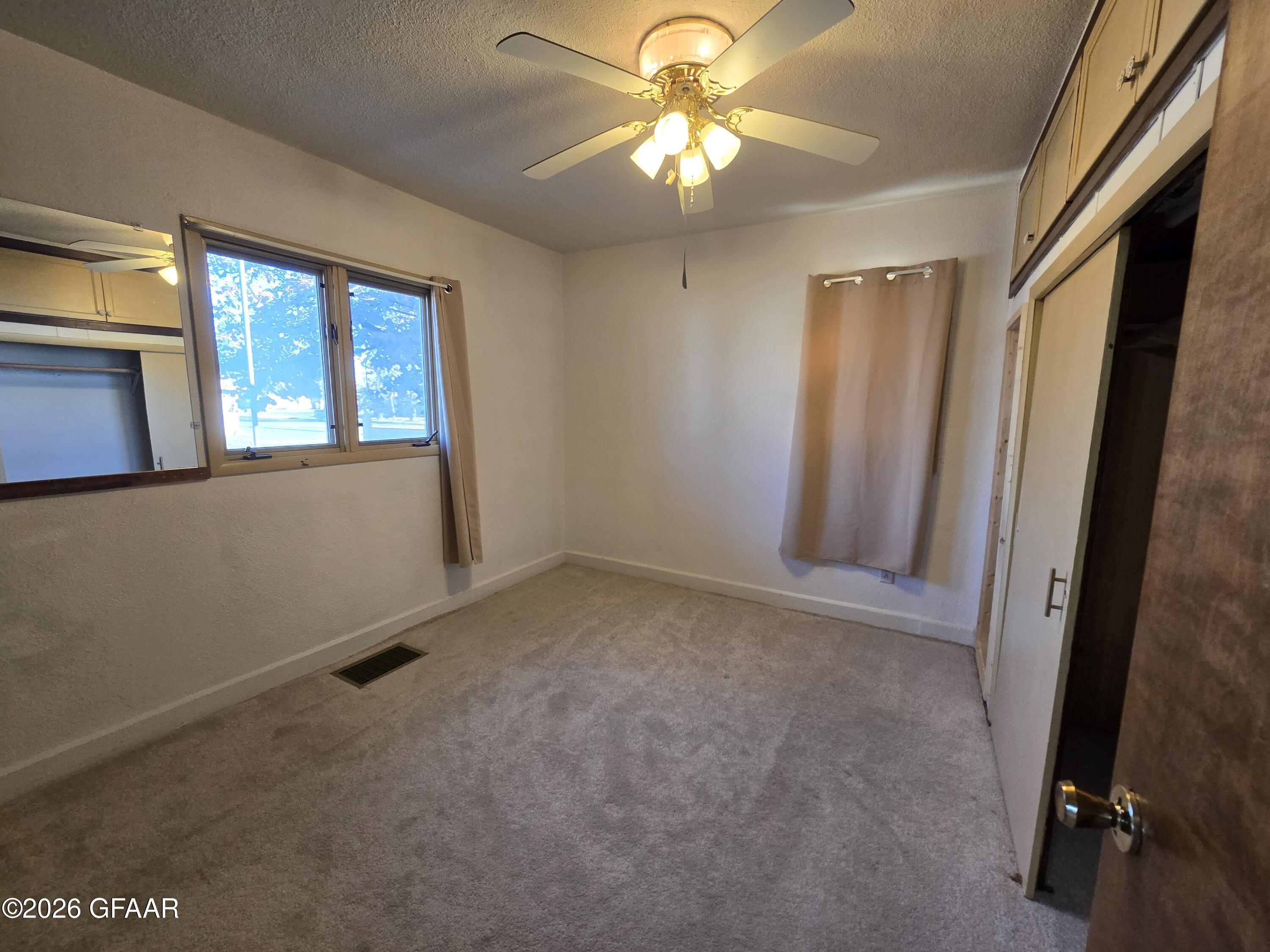 204 2ND Street W