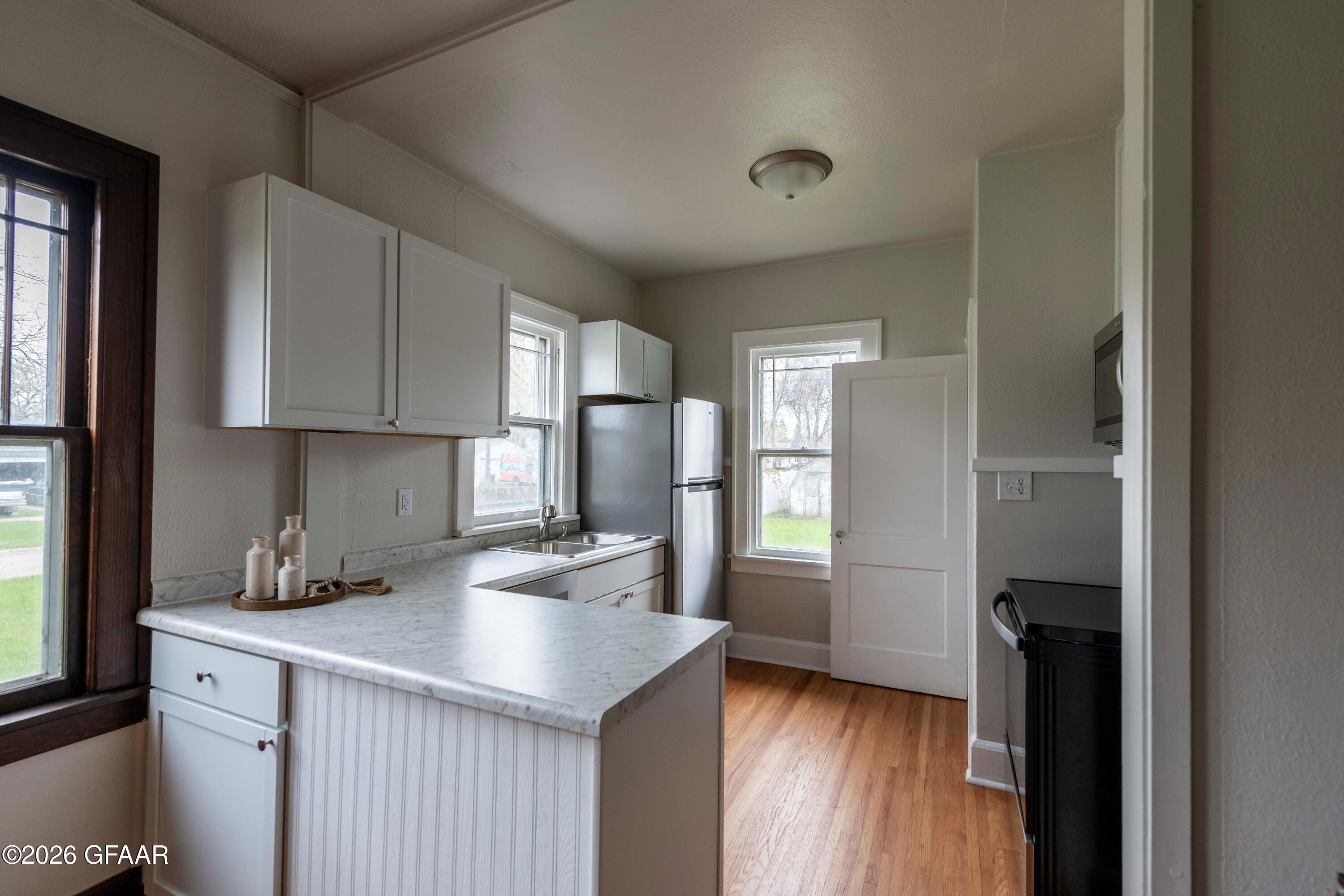 701 COTTONWOOD Street