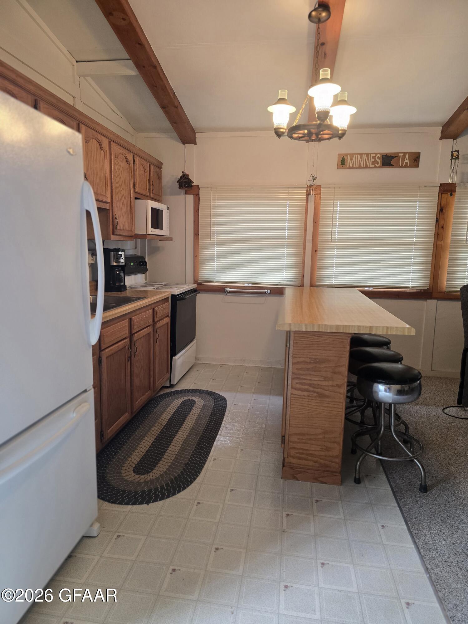 12824 MAPLE Street SE