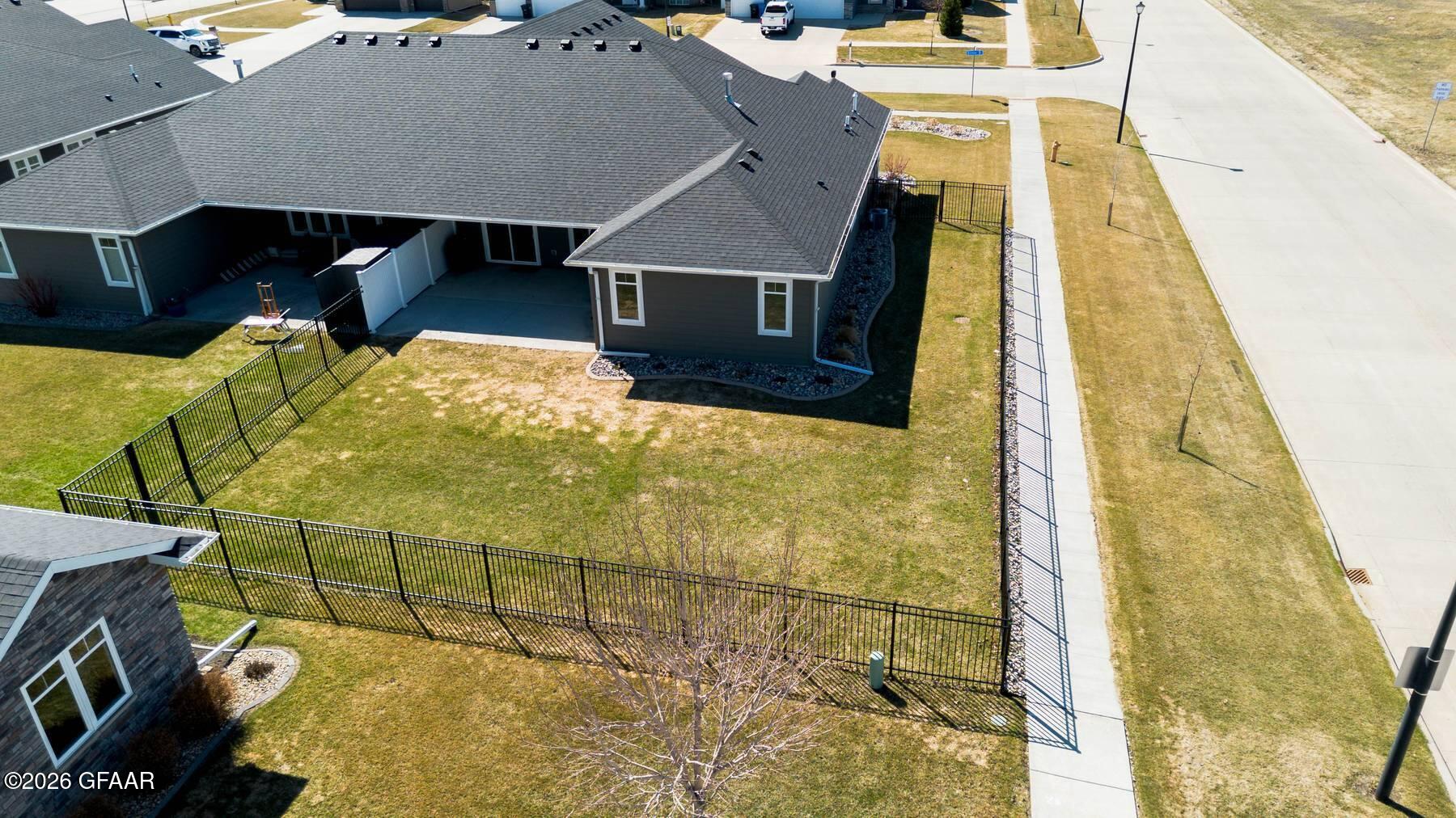 3801 DIAMOND Drive