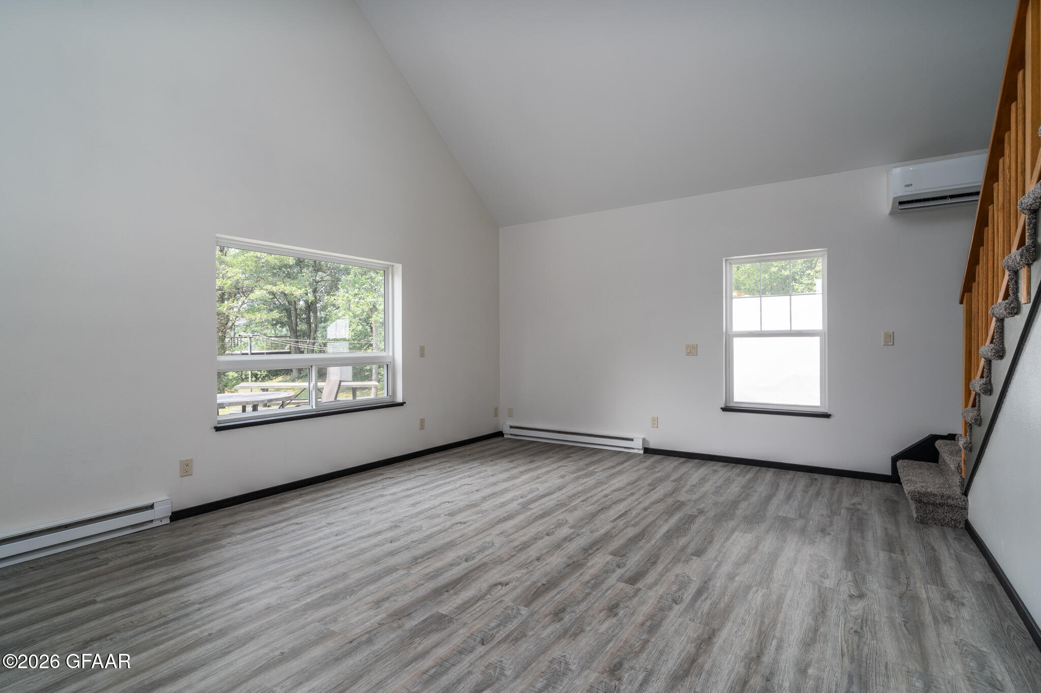 14073 RED OAK Road SE