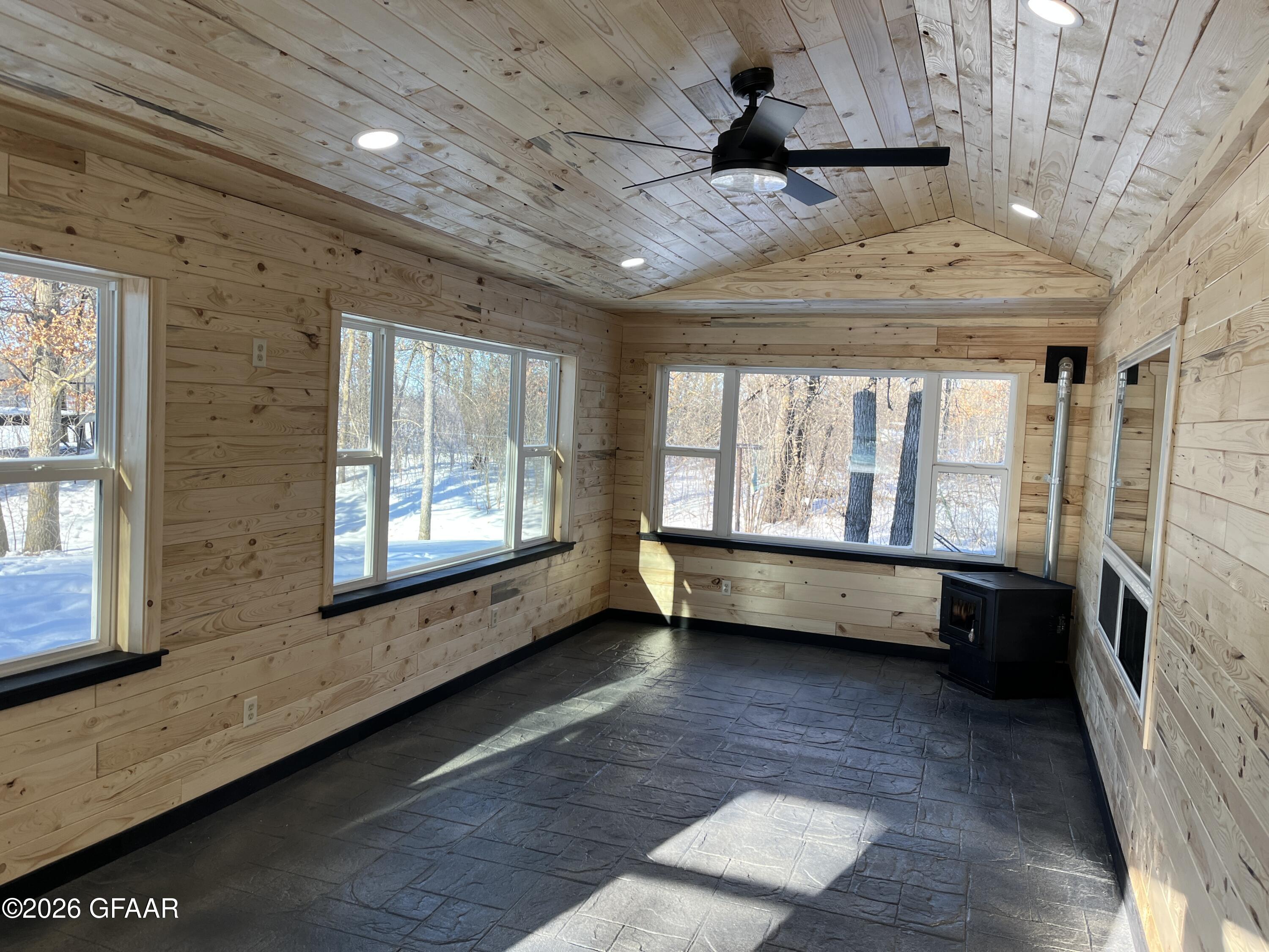 14073 RED OAK Road SE