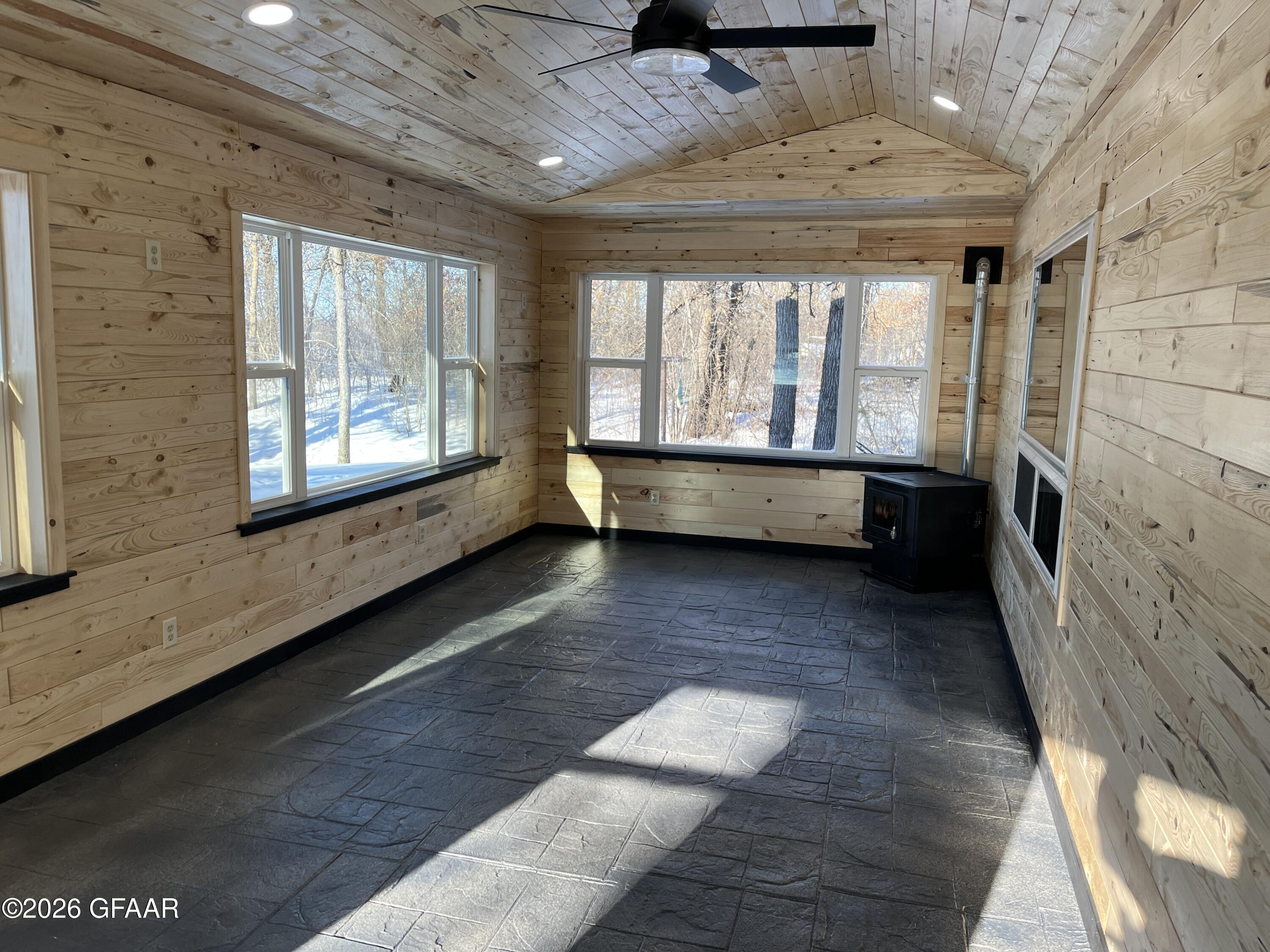 14073 RED OAK Road SE