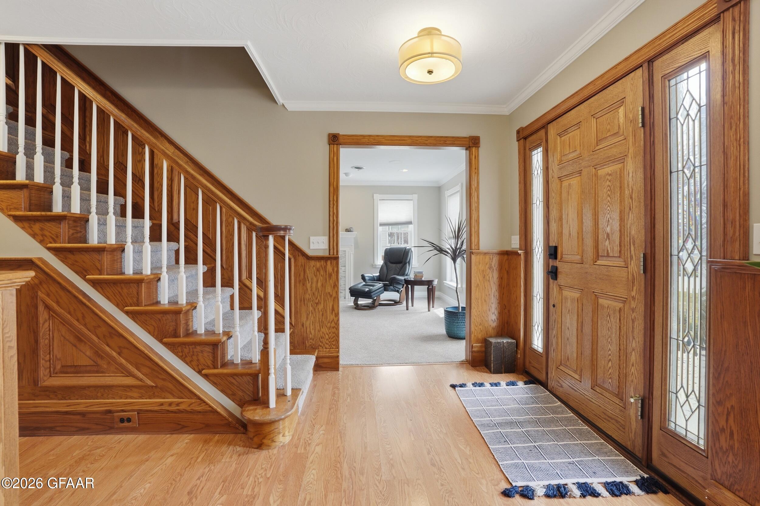 1727 8TH Street SE