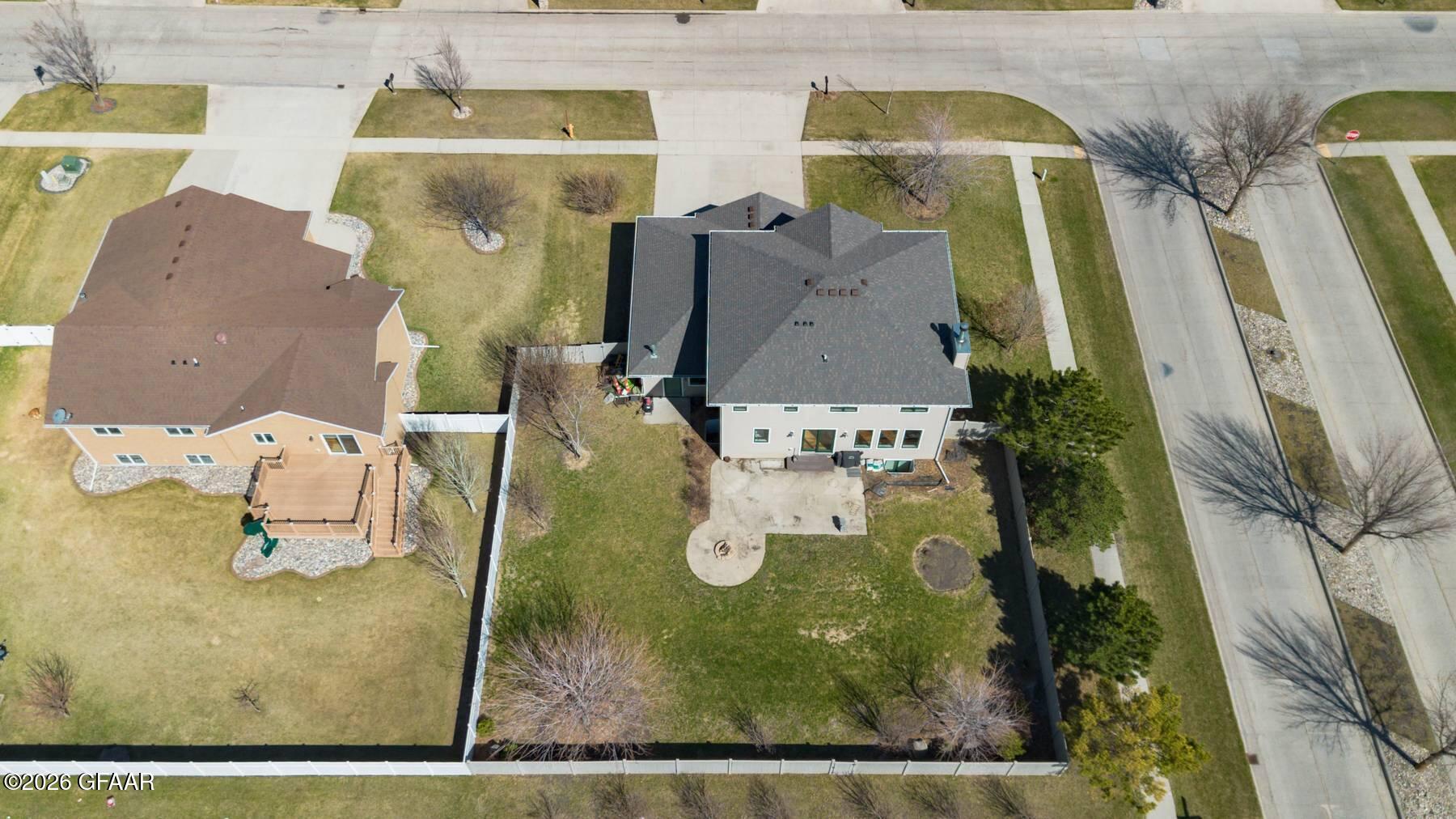 5690 PRAIRIEWOOD Drive W