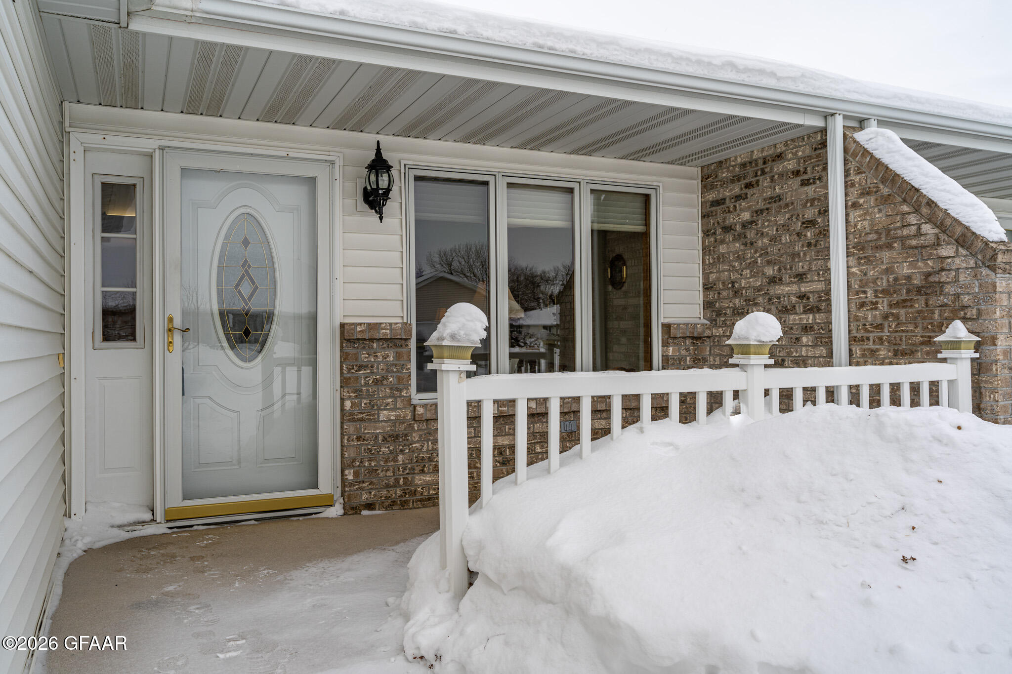 417 CRESTWOOD Court SE