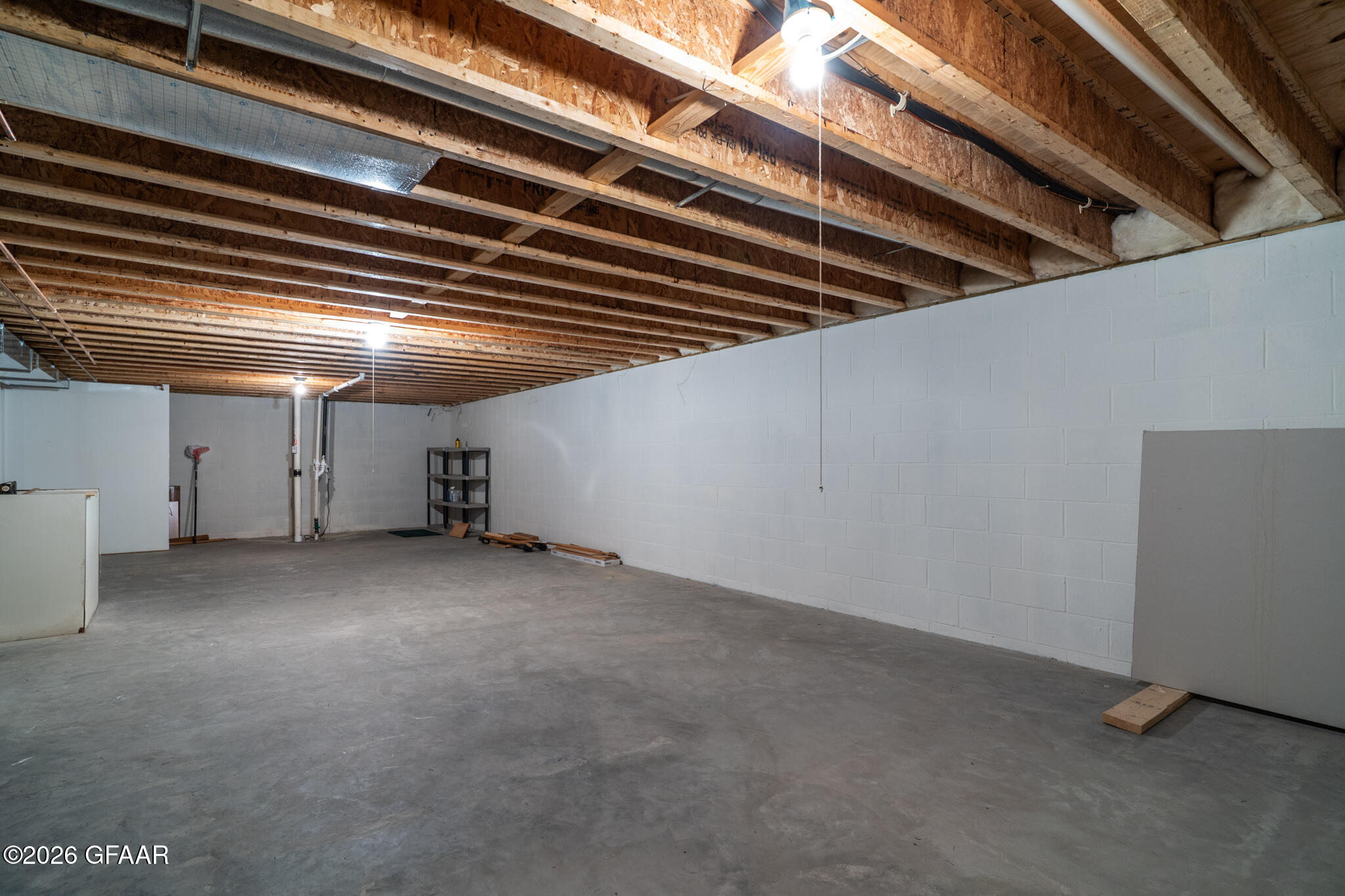 417 CRESTWOOD Court SE