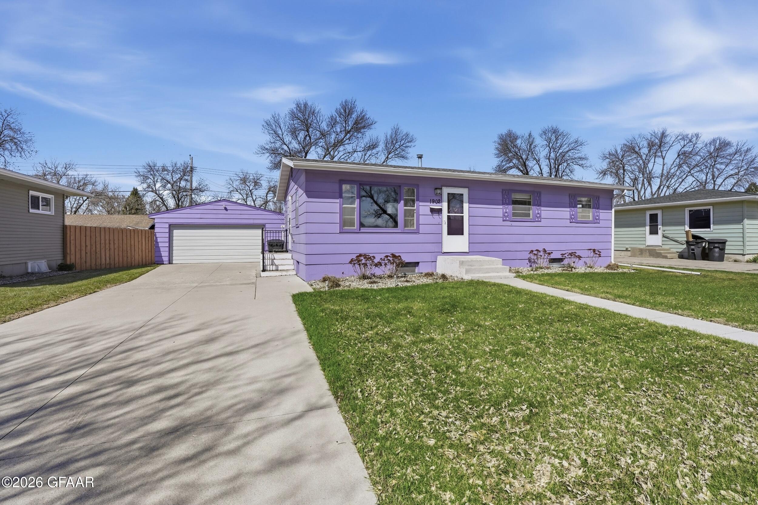 1902 17TH Street