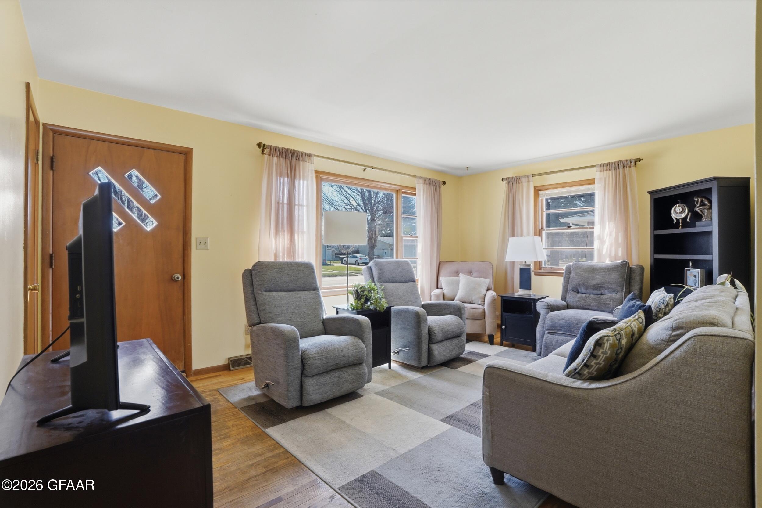 1902 17TH Street