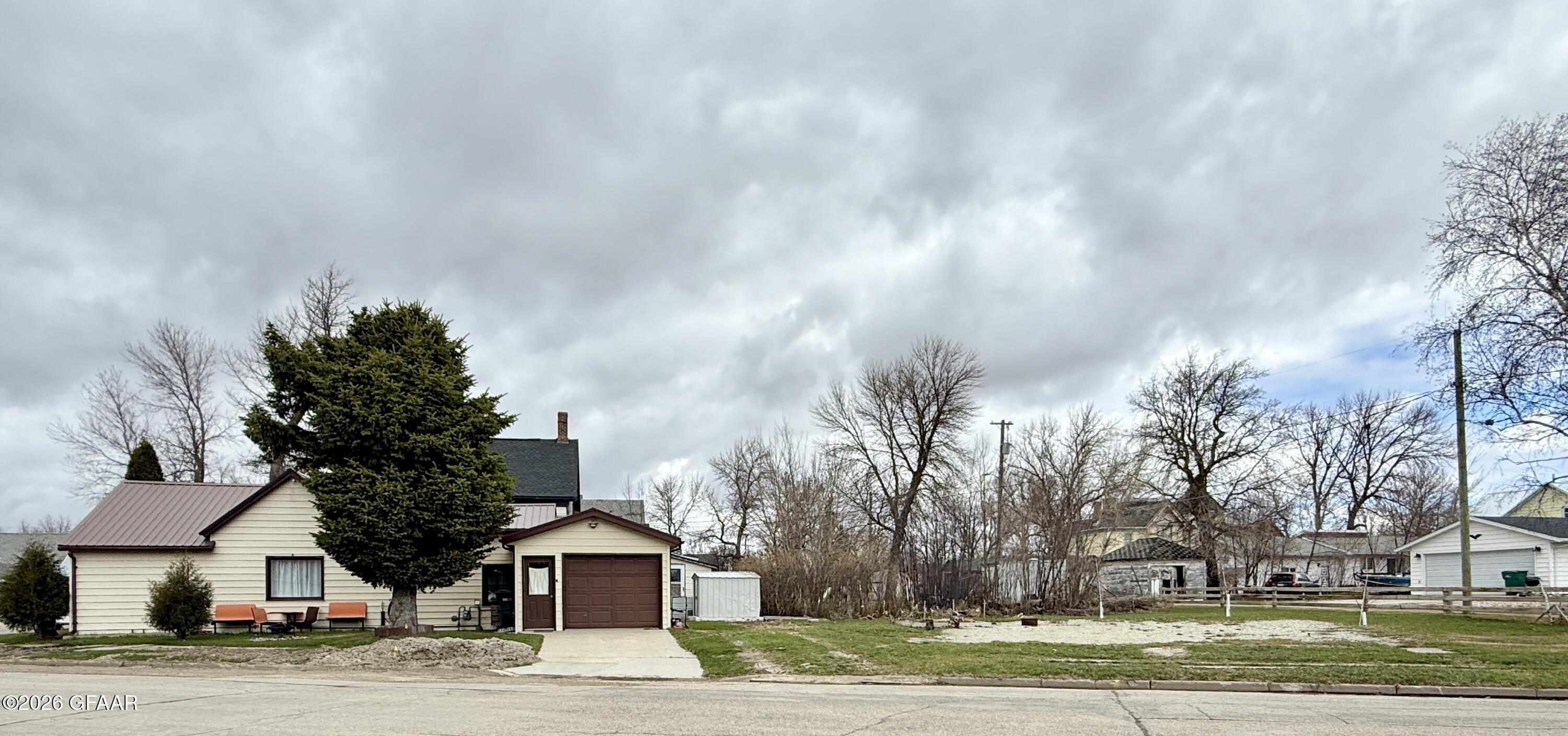 705 6TH Street