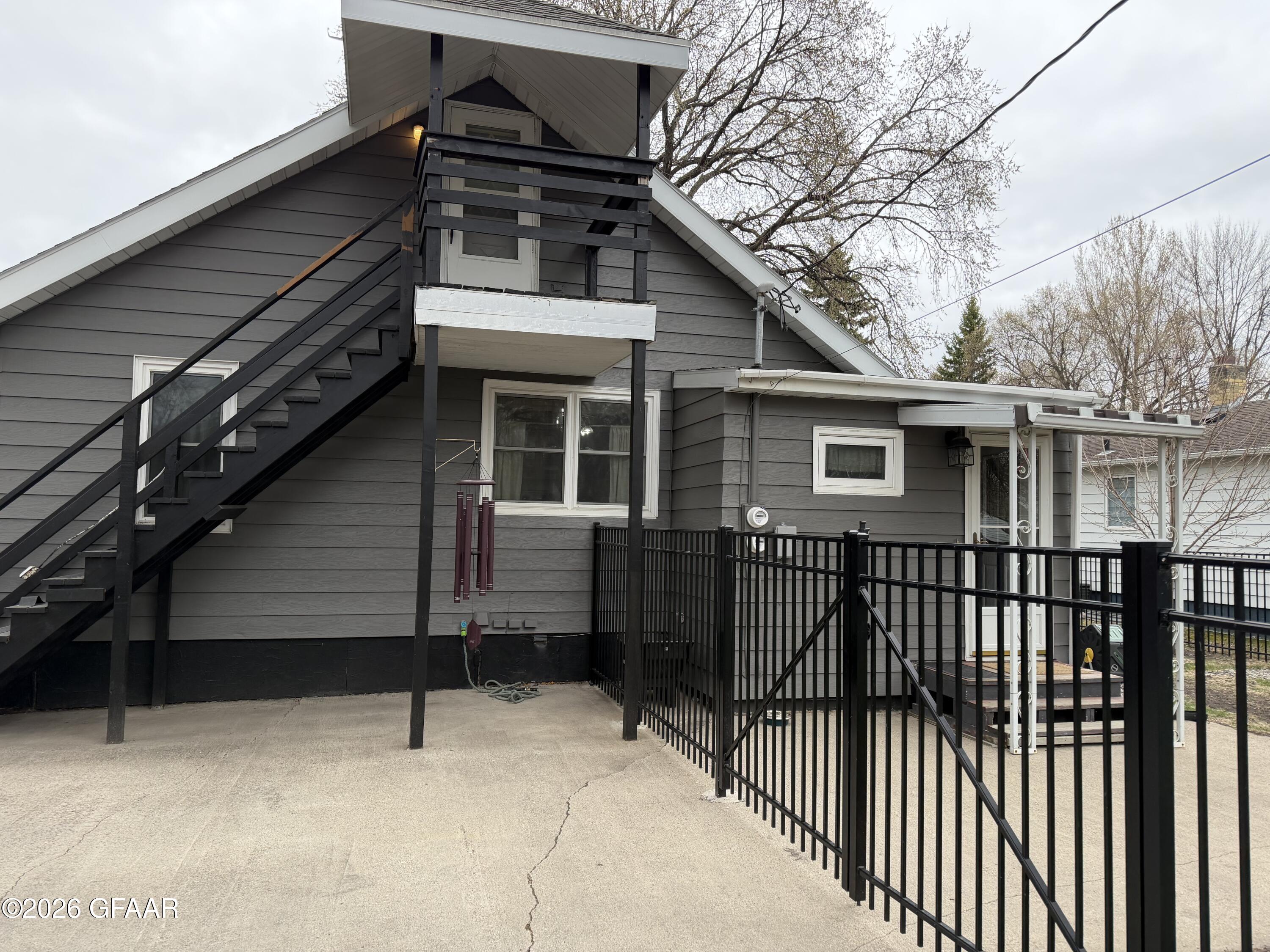 1024 CHERRY Street