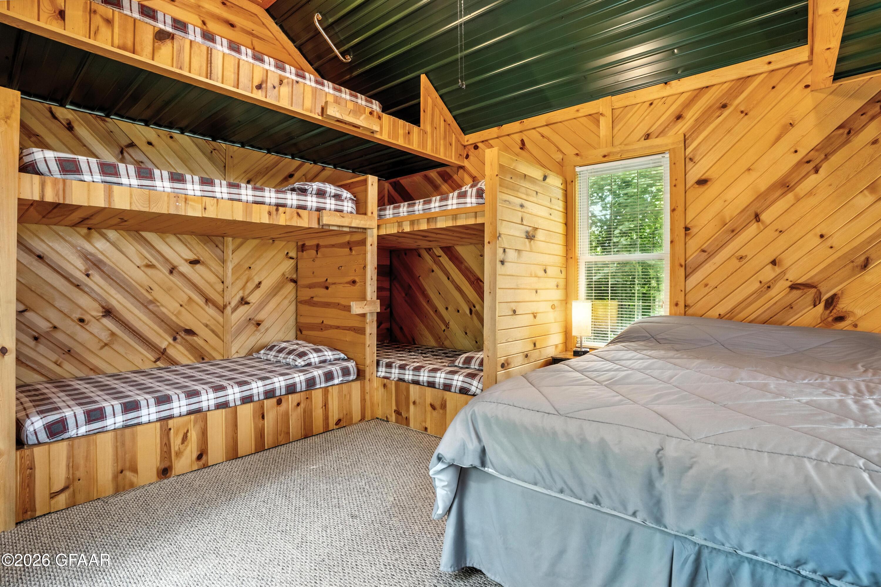 14316 MAPLE Drive SE