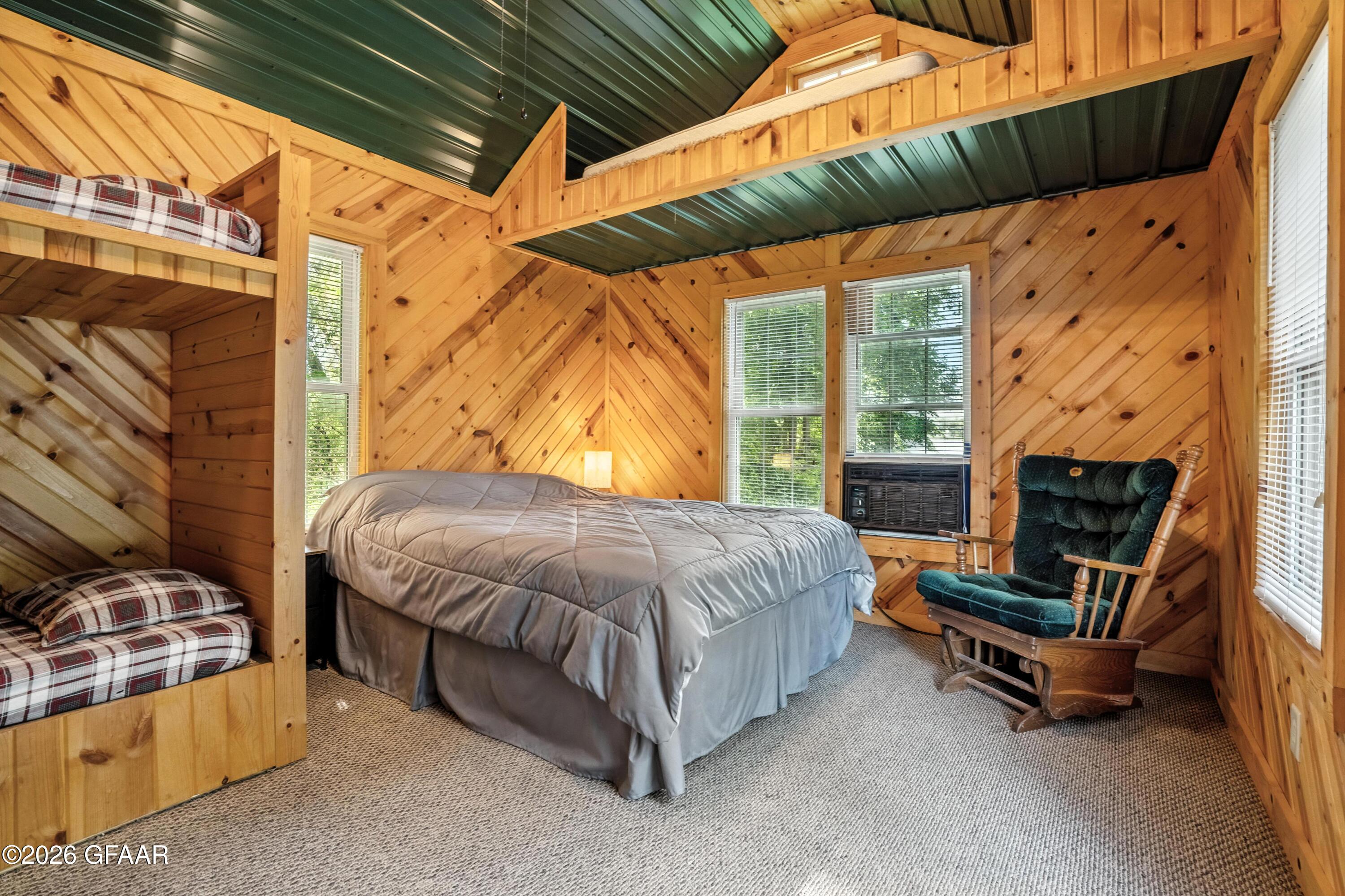 14316 MAPLE Drive SE