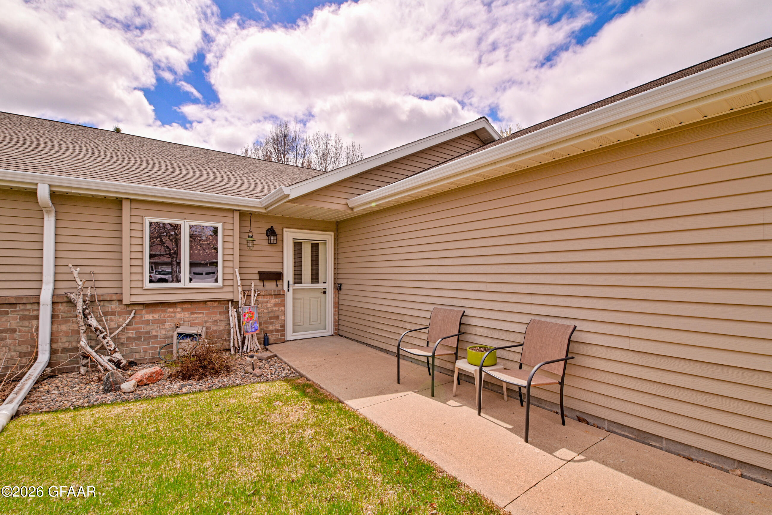2837 KNIGHT Drive