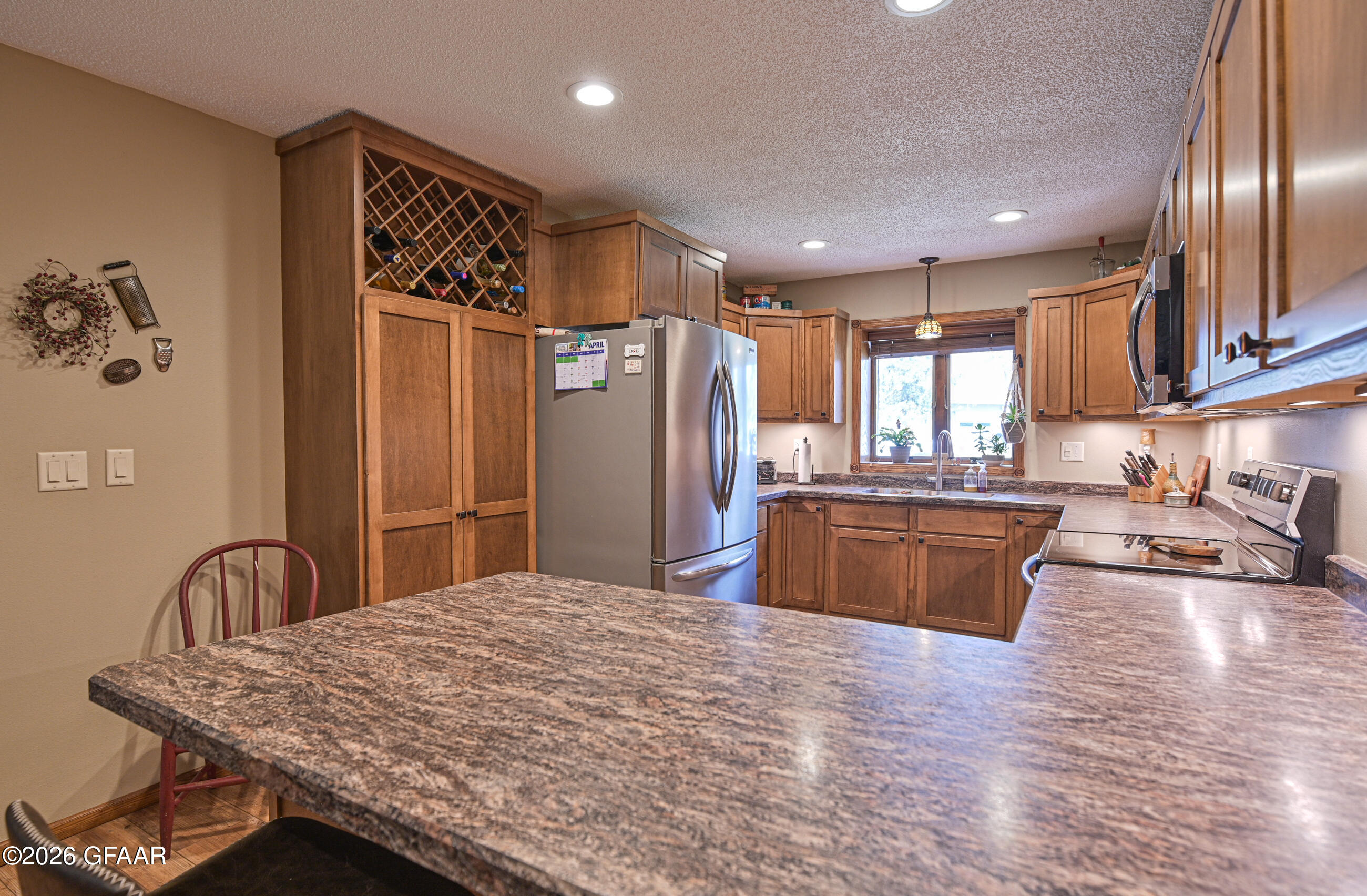 2837 KNIGHT Drive