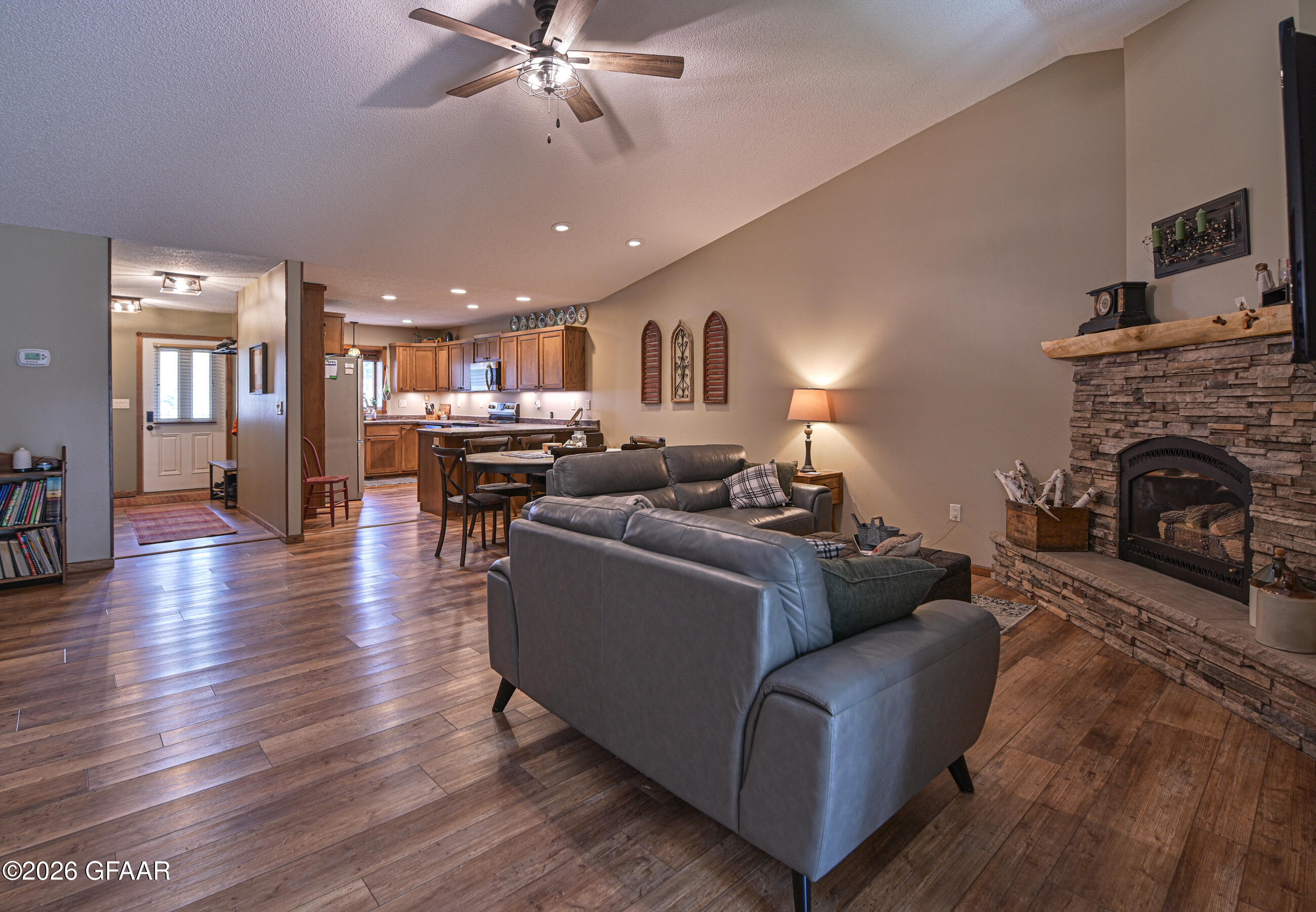 2837 KNIGHT Drive