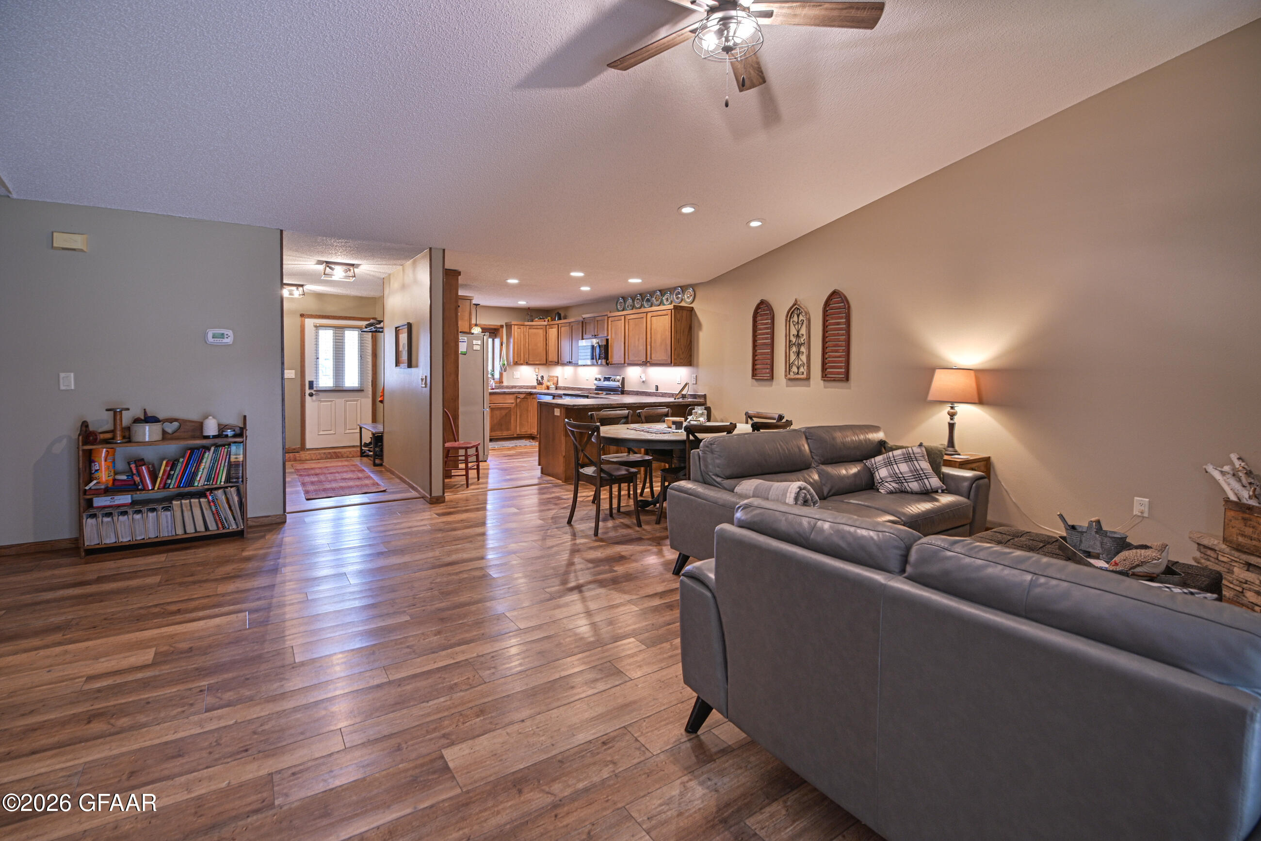 2837 KNIGHT Drive