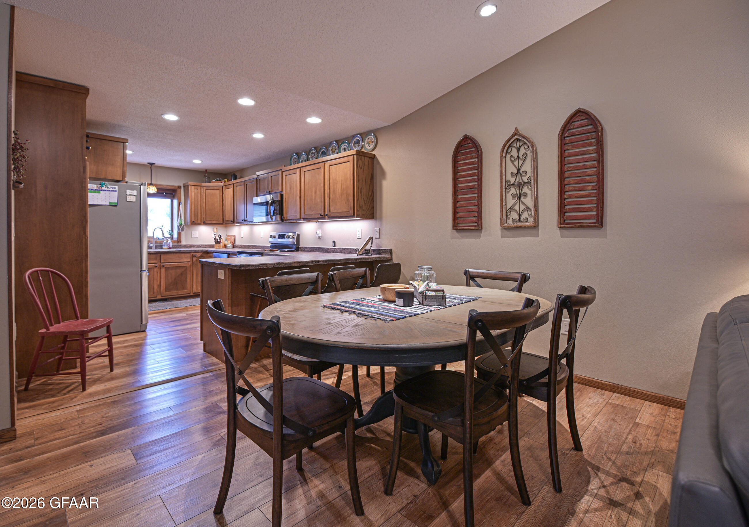 2837 KNIGHT Drive