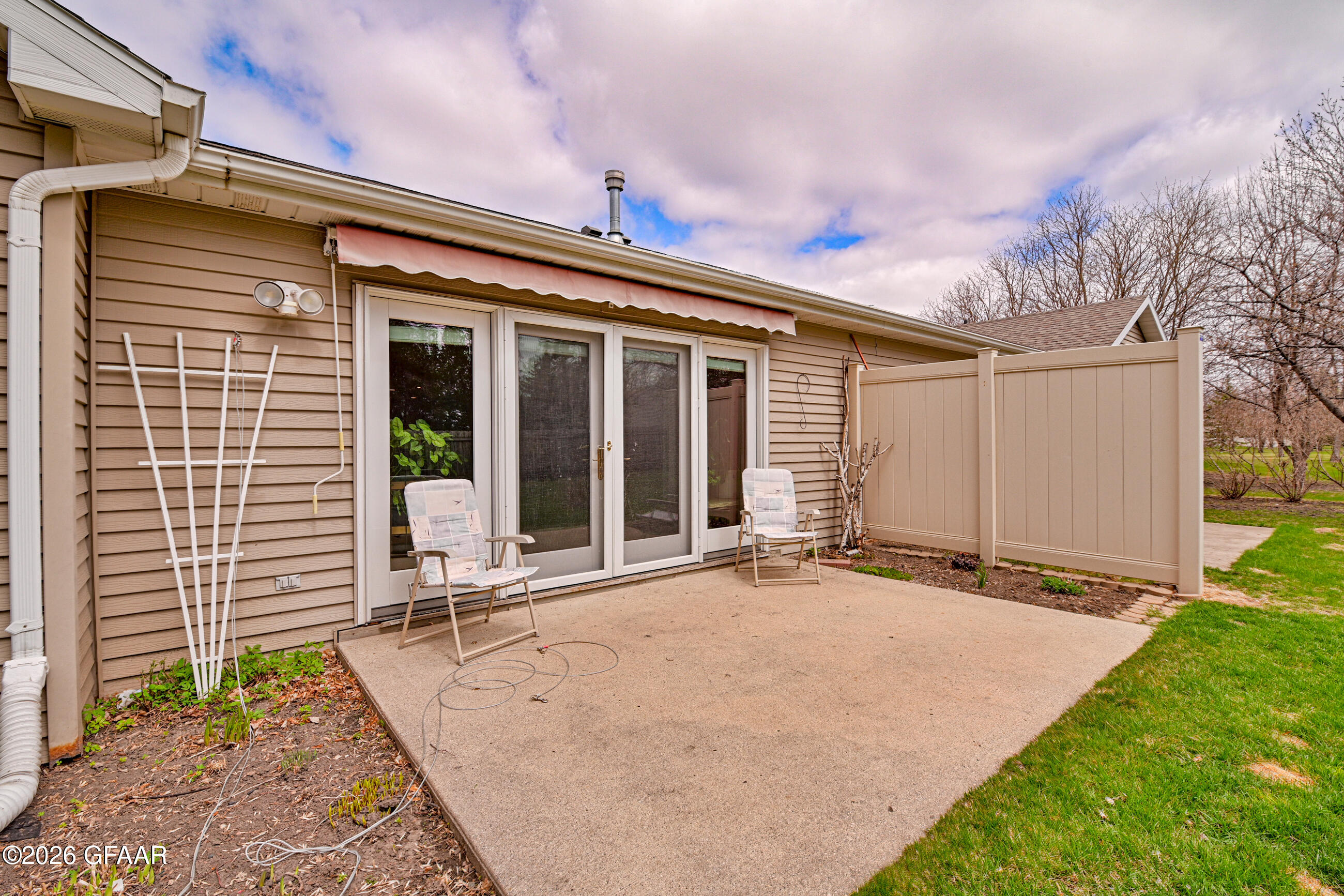 2837 KNIGHT Drive