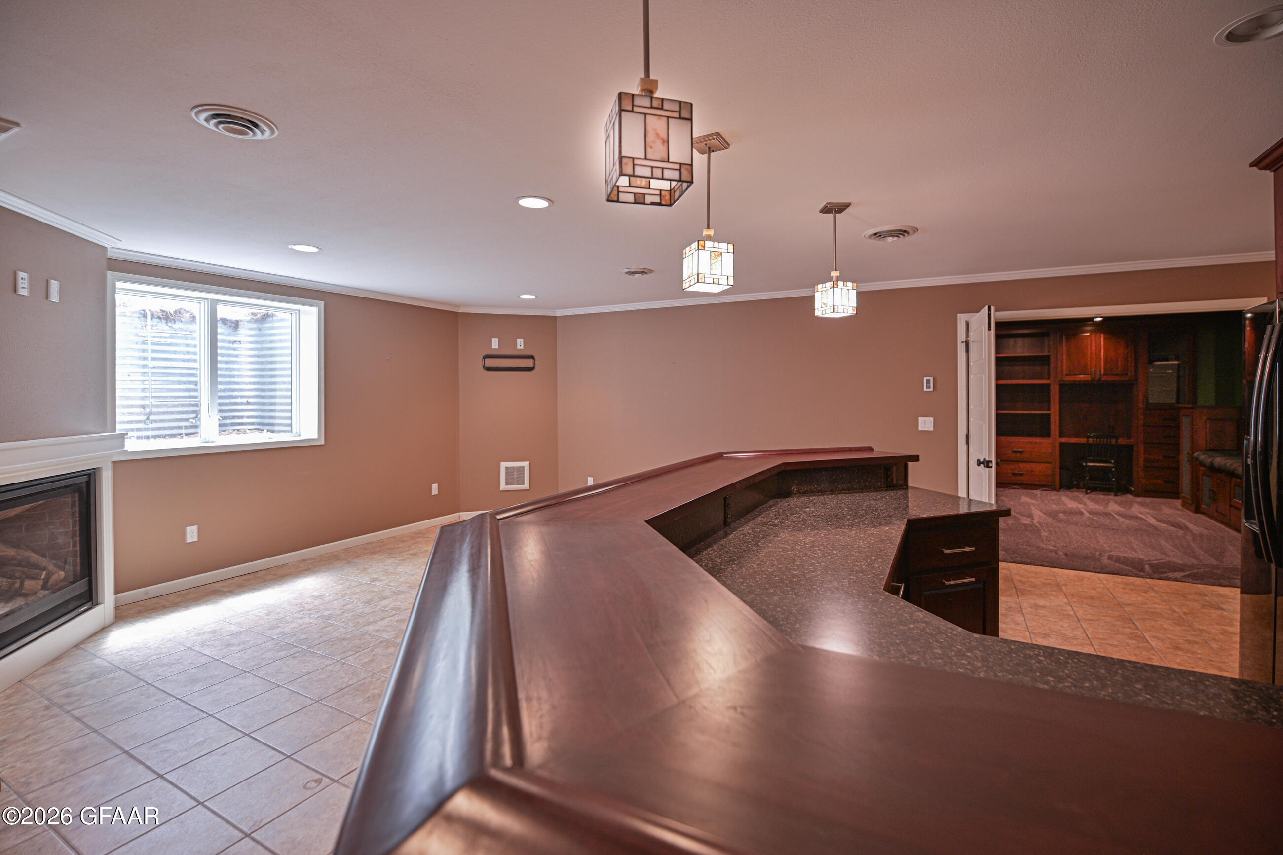 738 VINEYARD Circle
