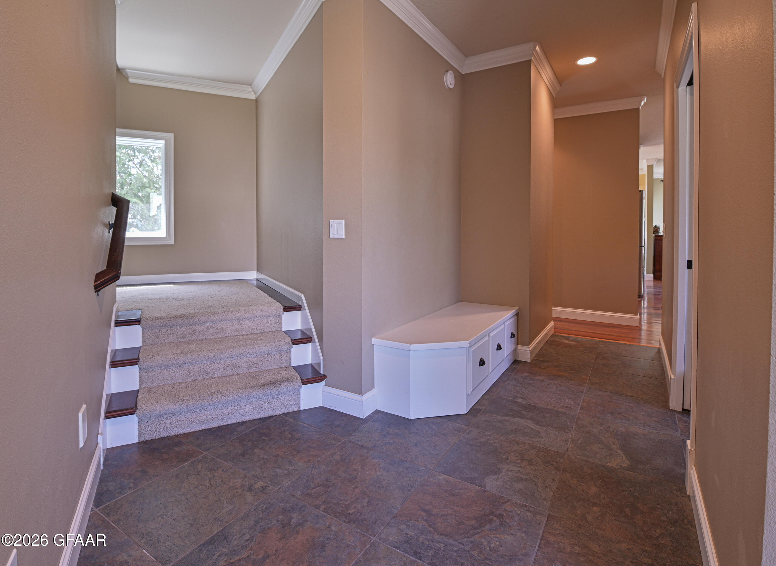 738 VINEYARD Circle