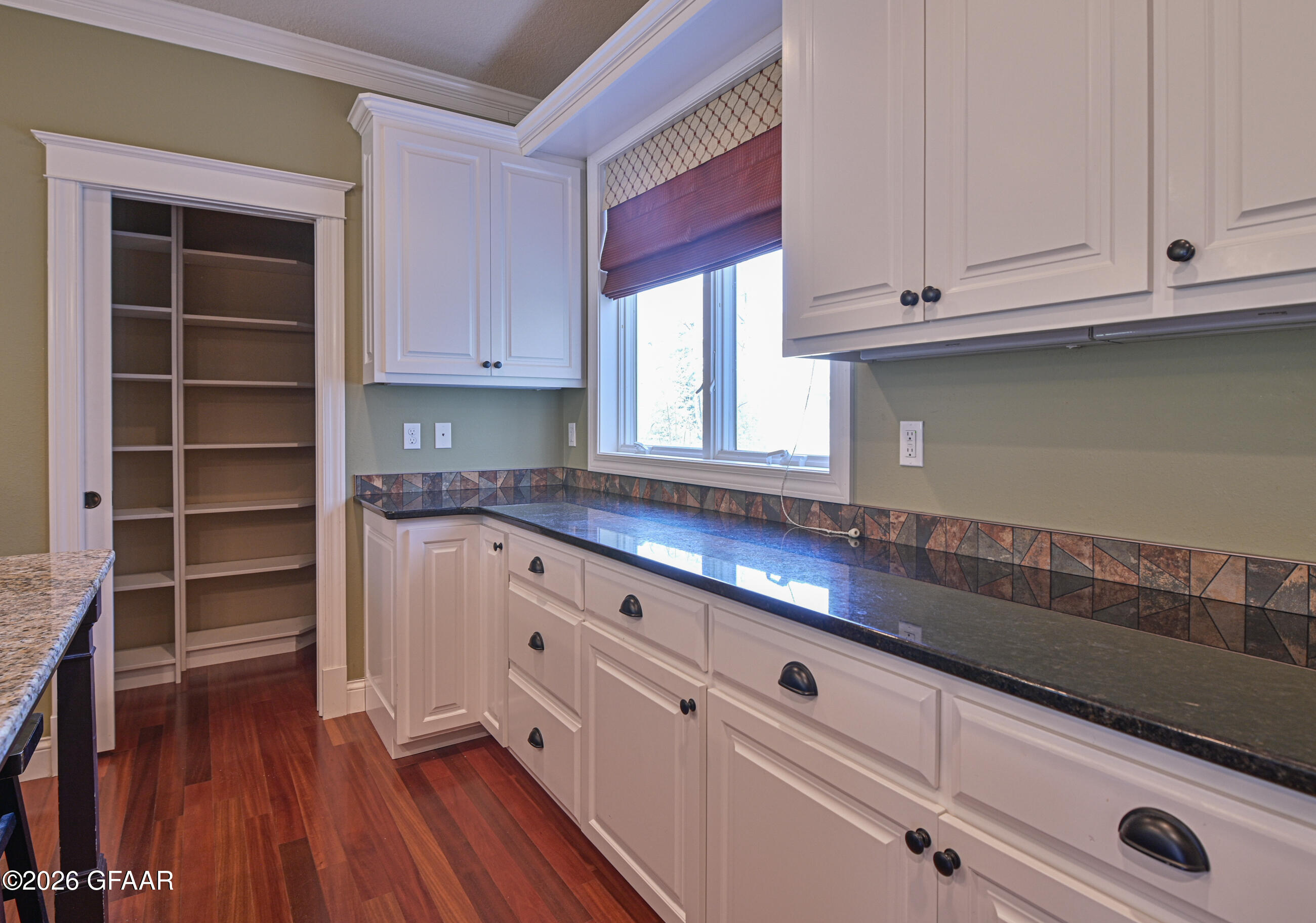 738 VINEYARD Circle