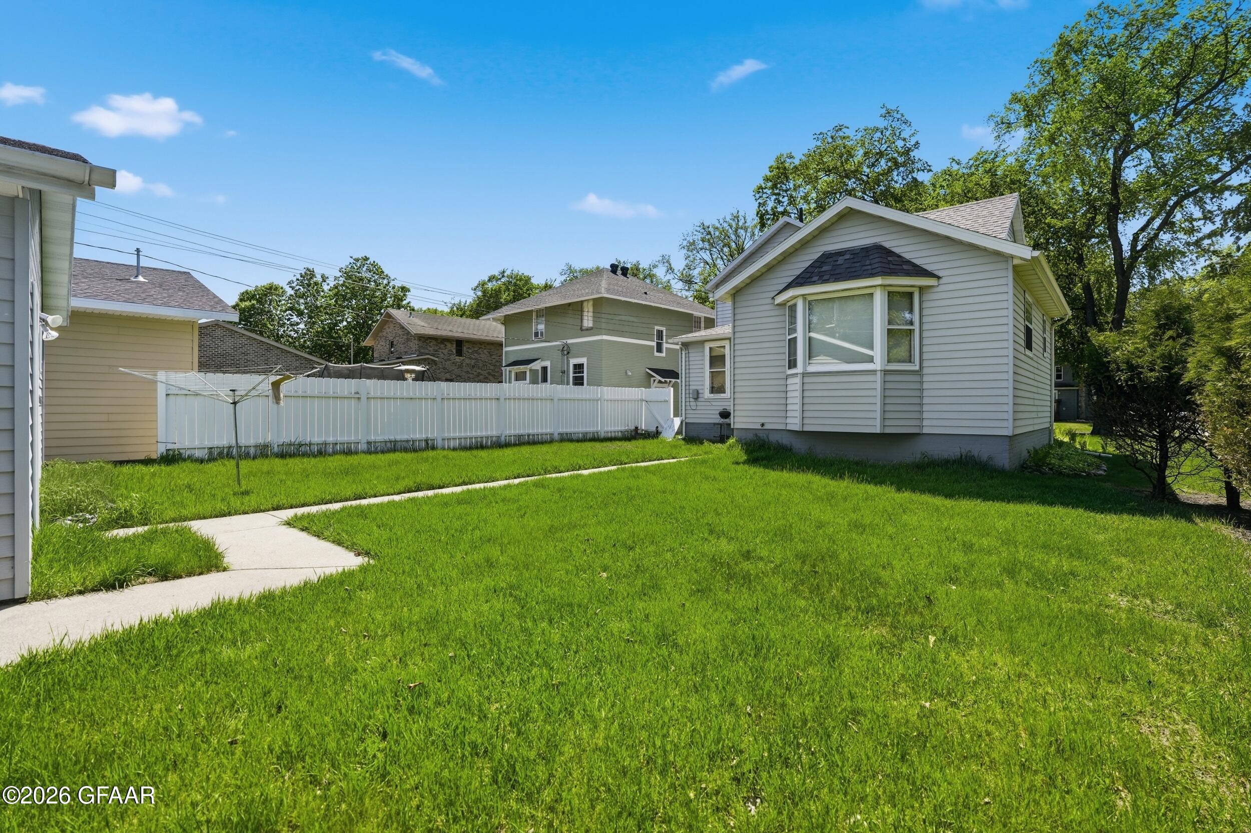 903 REEVES Drive
