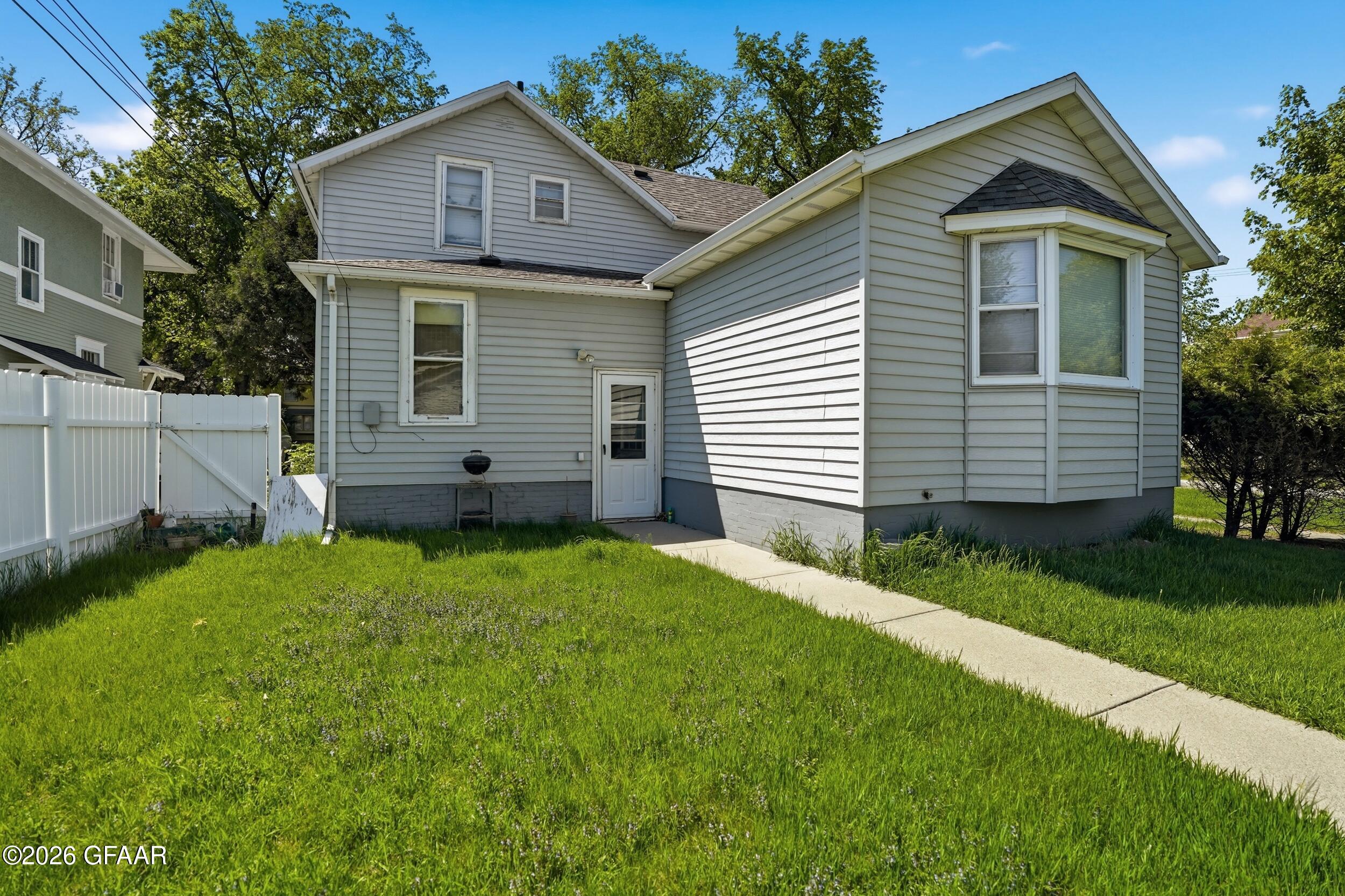 903 REEVES Drive