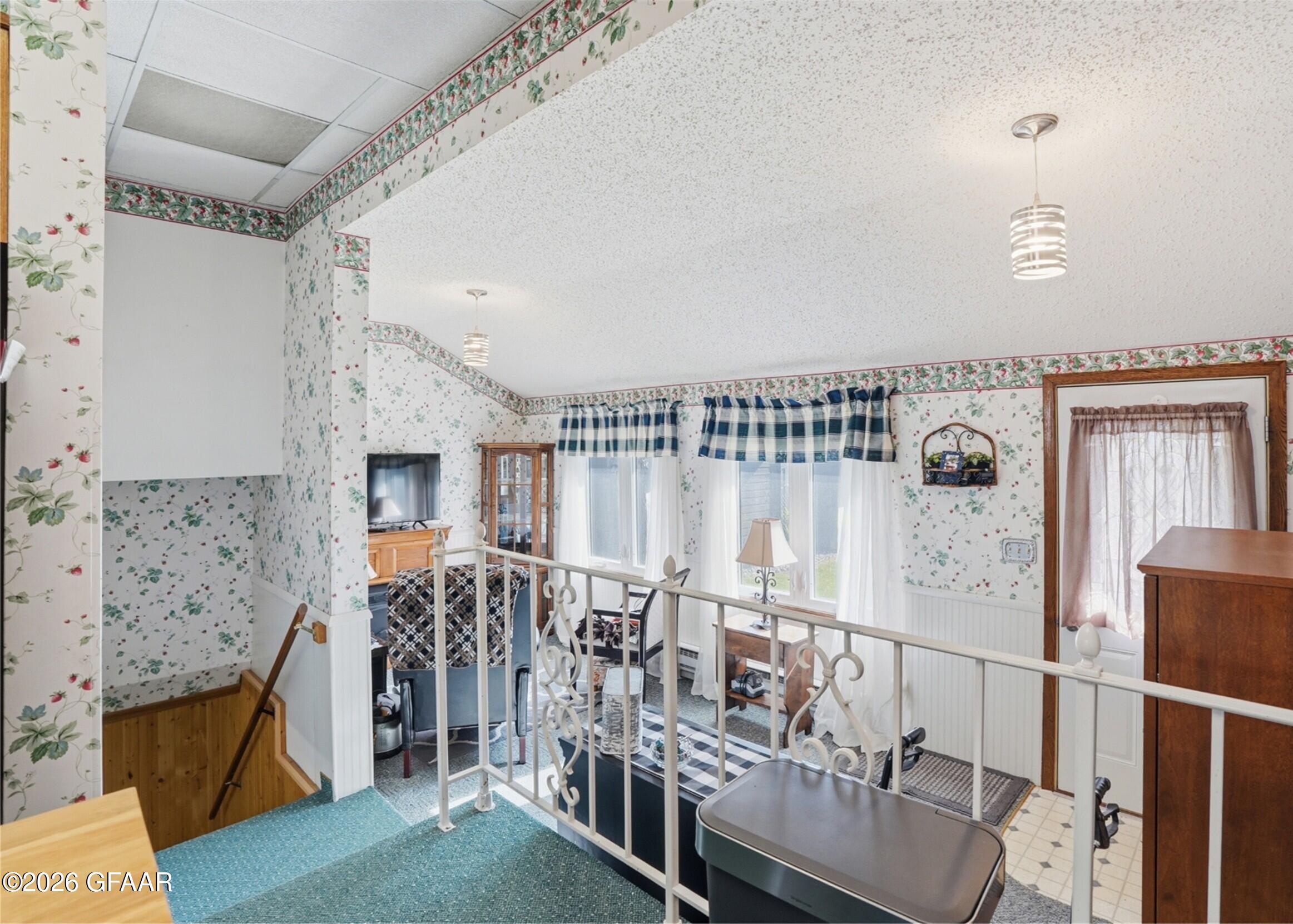 1109 COTTONWOOD Street