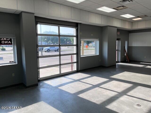 910 WASHINGTON Street S